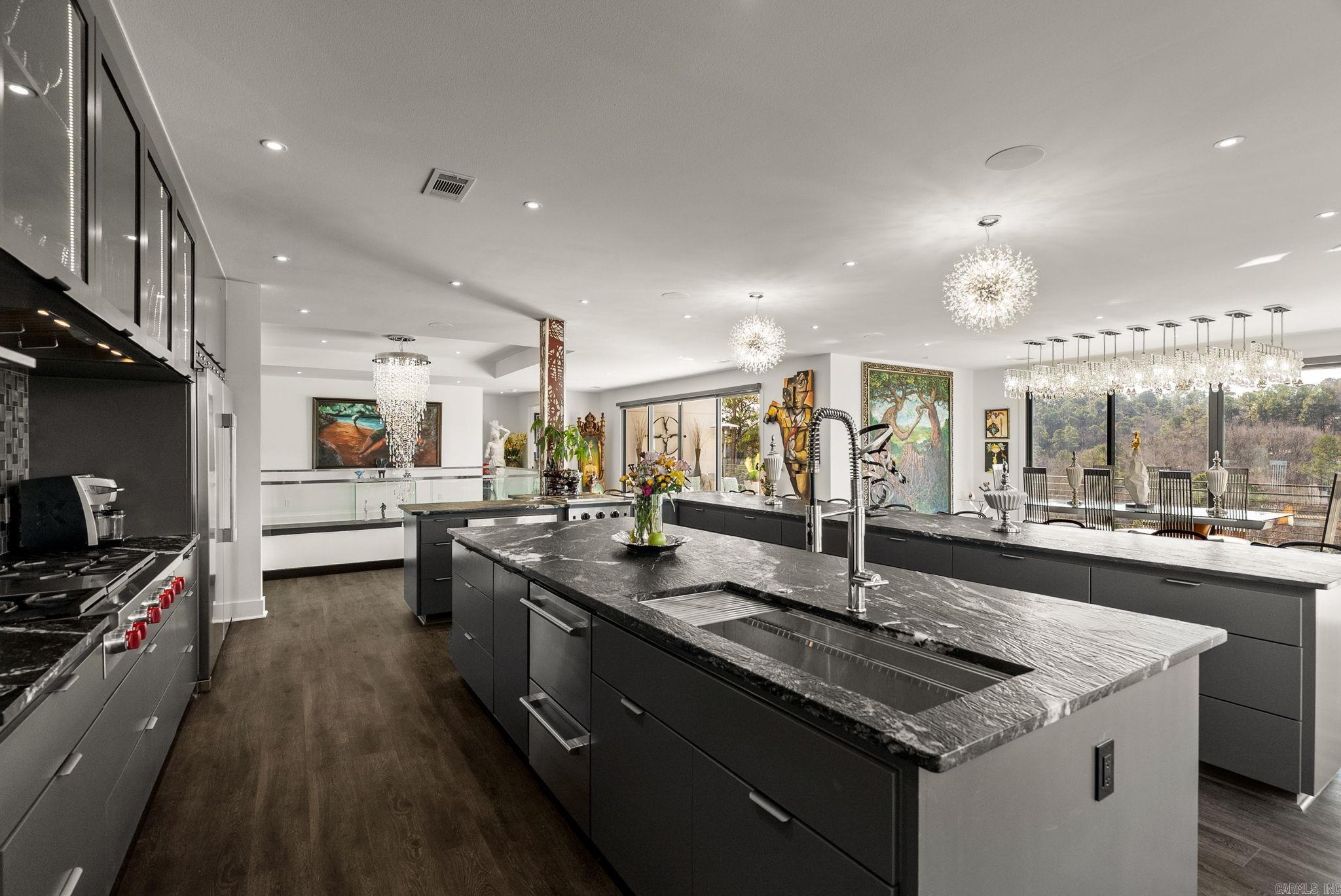 WOODGLEN PARK - Residential