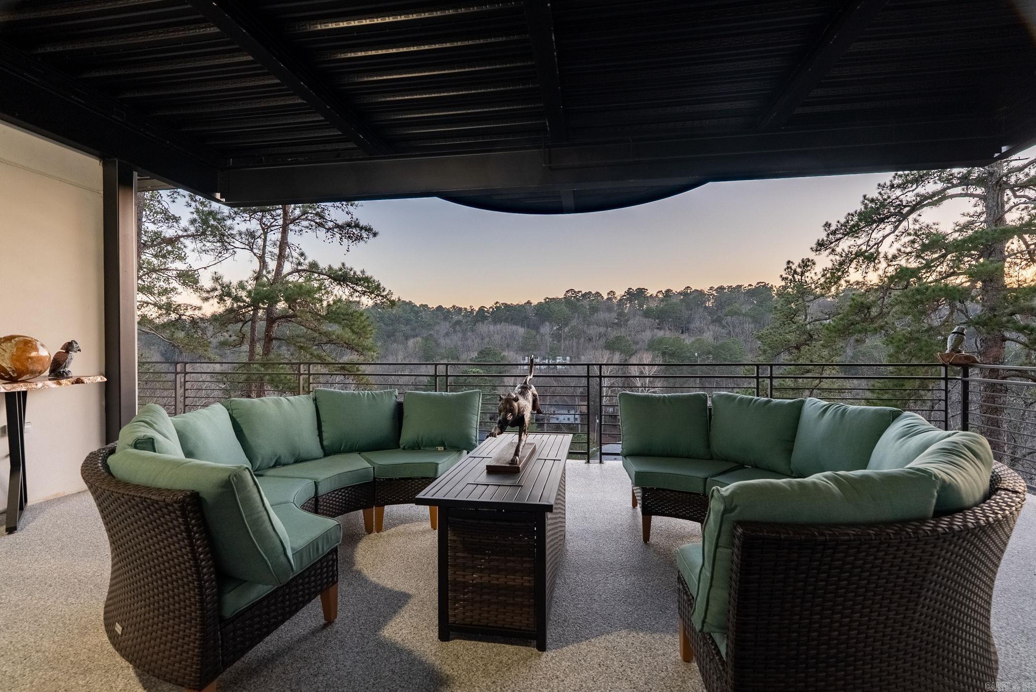 WOODGLEN PARK - Residential