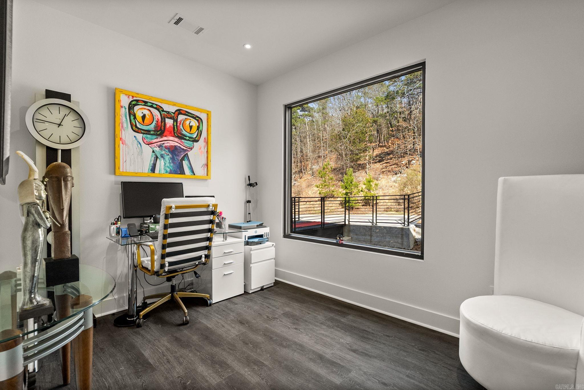 WOODGLEN PARK - Residential