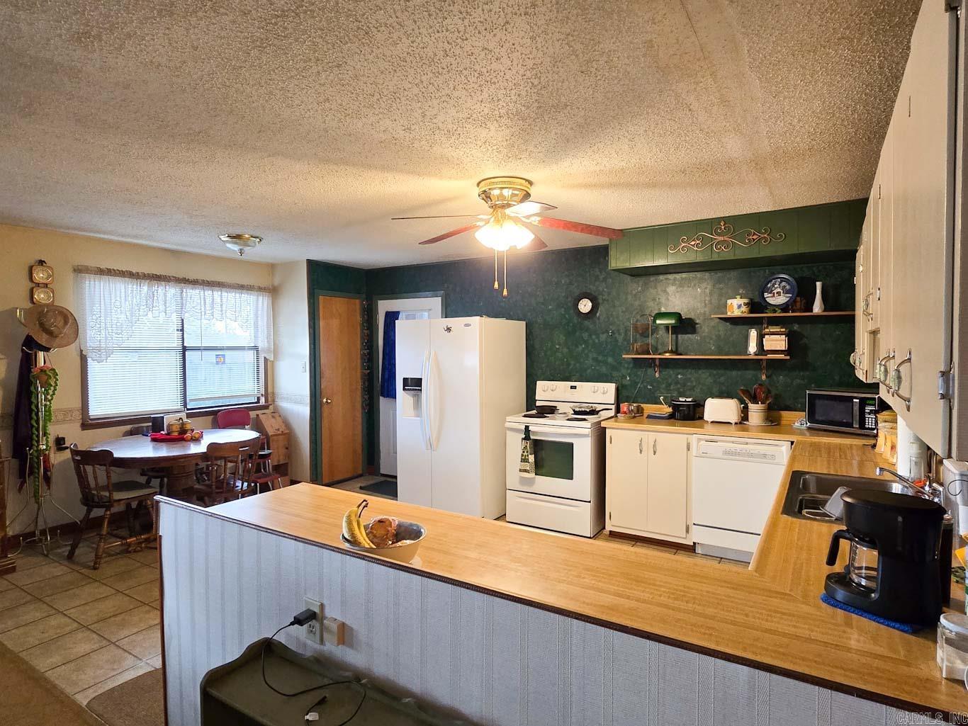 Halls Third - Residential