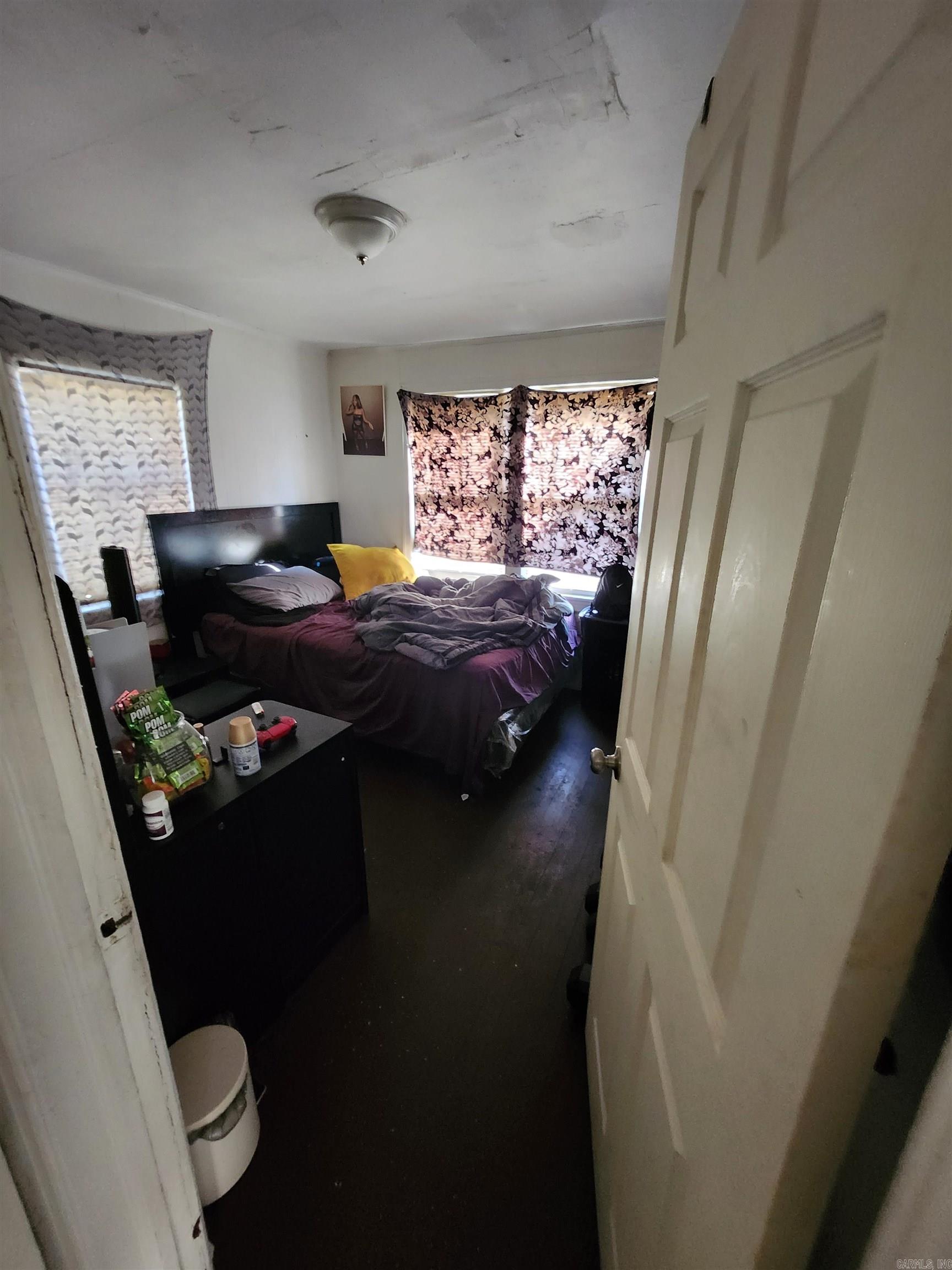 ELM STREET - Residential