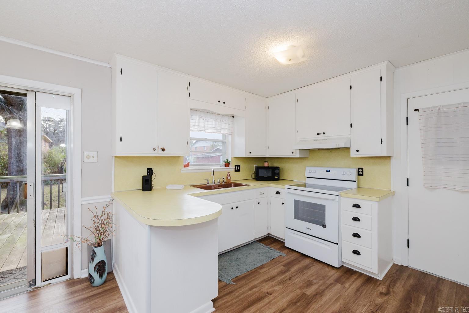 ENGLEWOOD - Residential