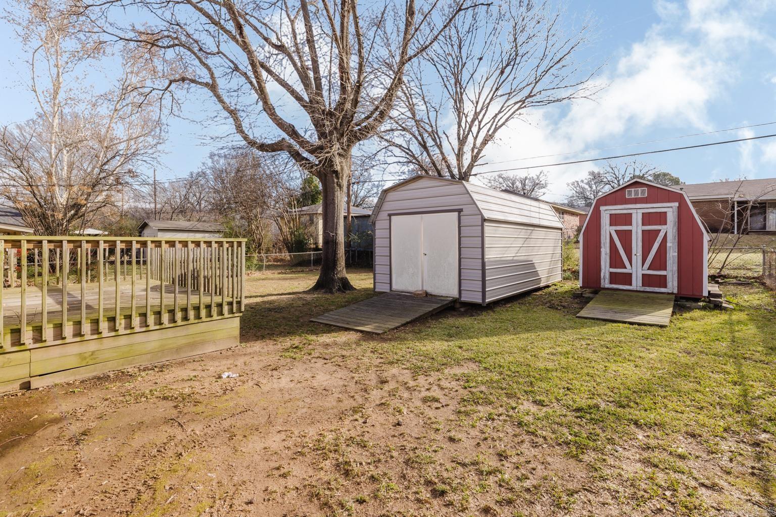 ENGLEWOOD - Residential