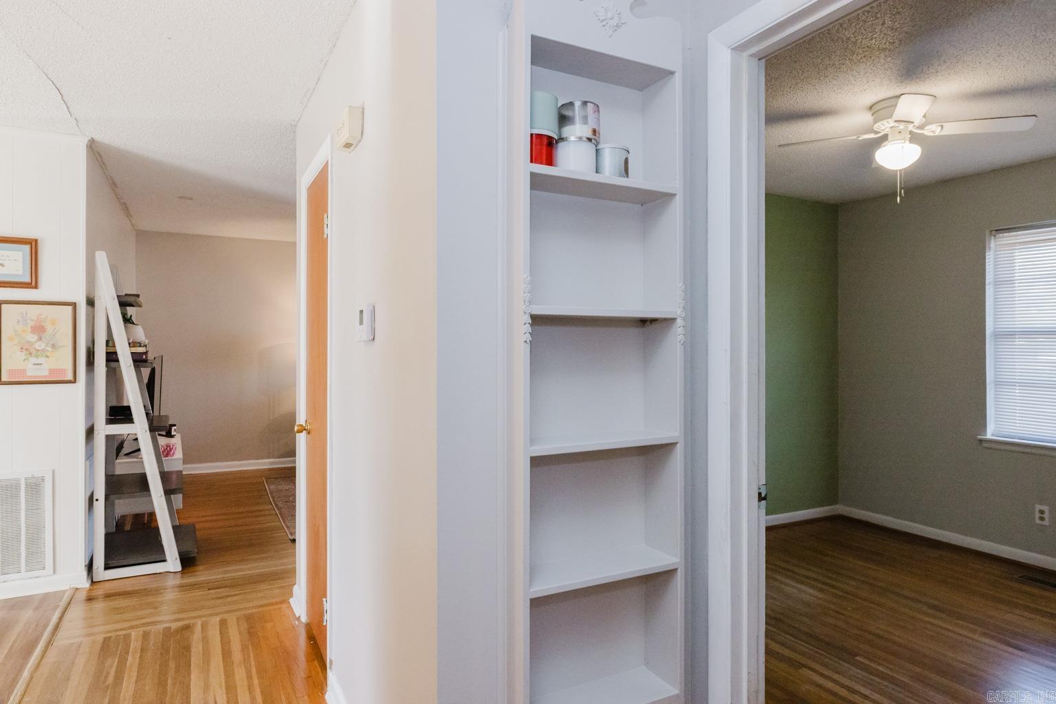 ENGLEWOOD - Residential