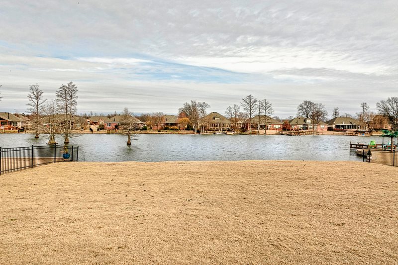 AUSTIN LAKES ON THE BAY ADDN - Residential