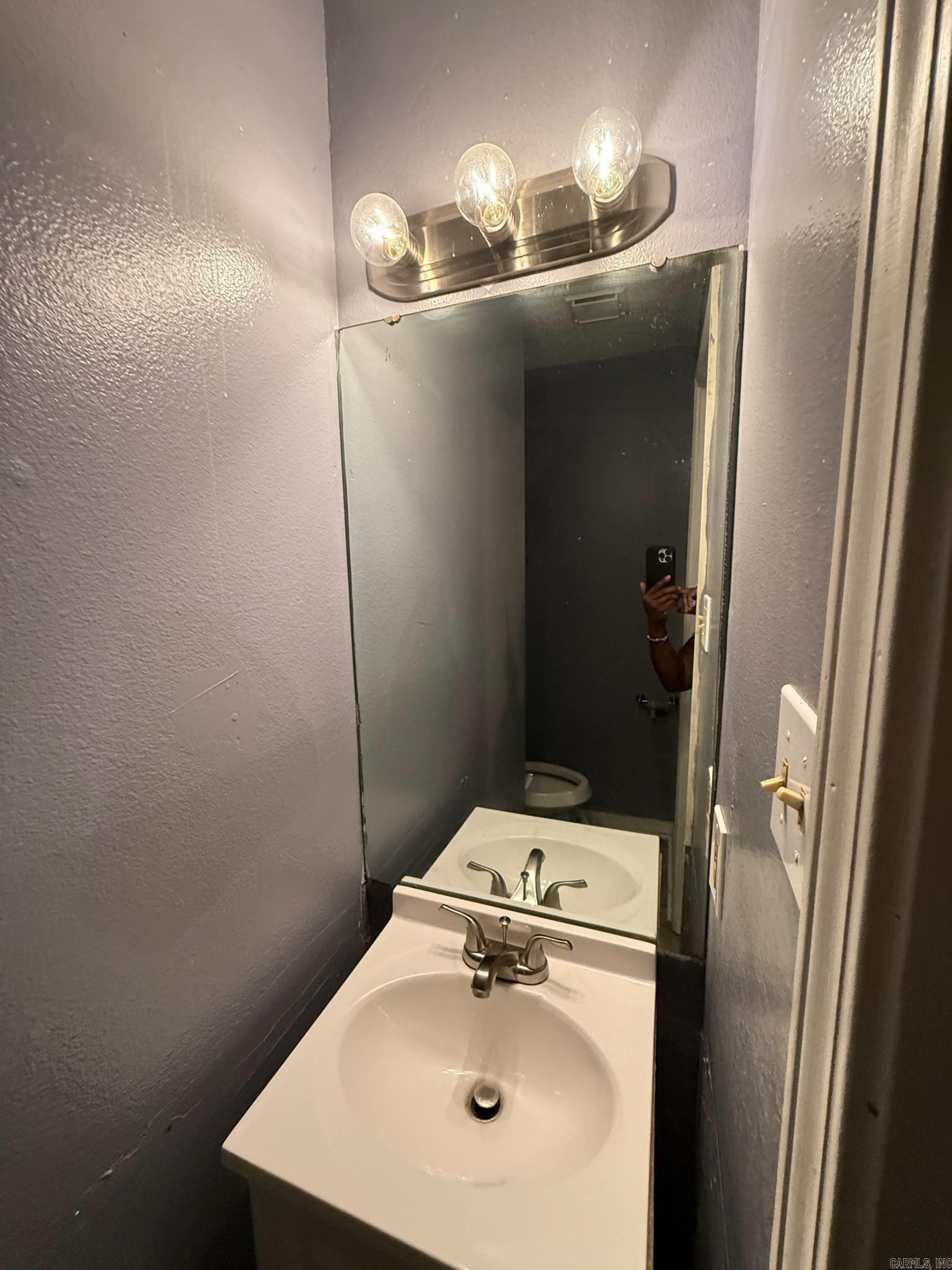 BARROW JOHN - Residential