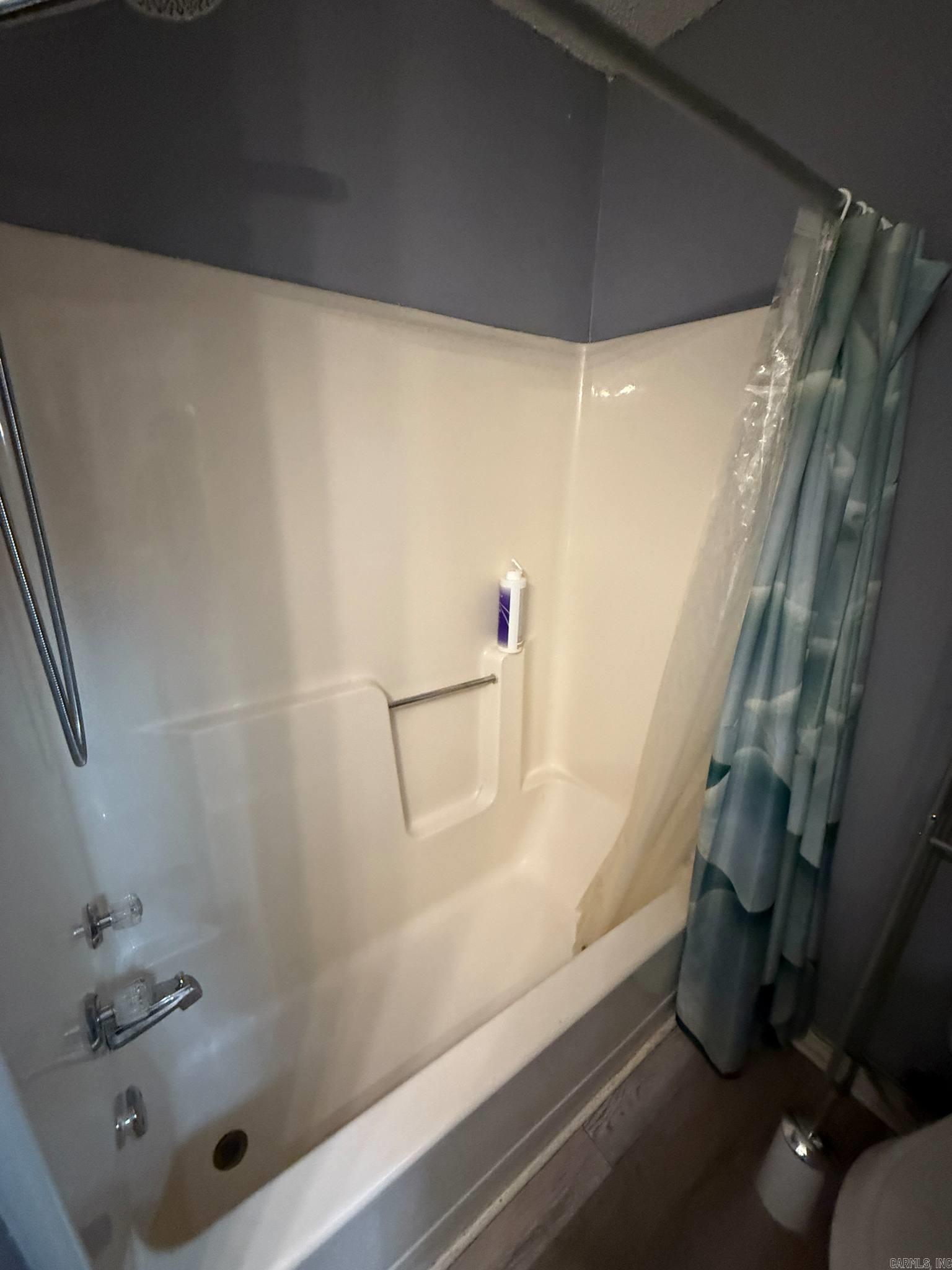 BARROW JOHN - Residential