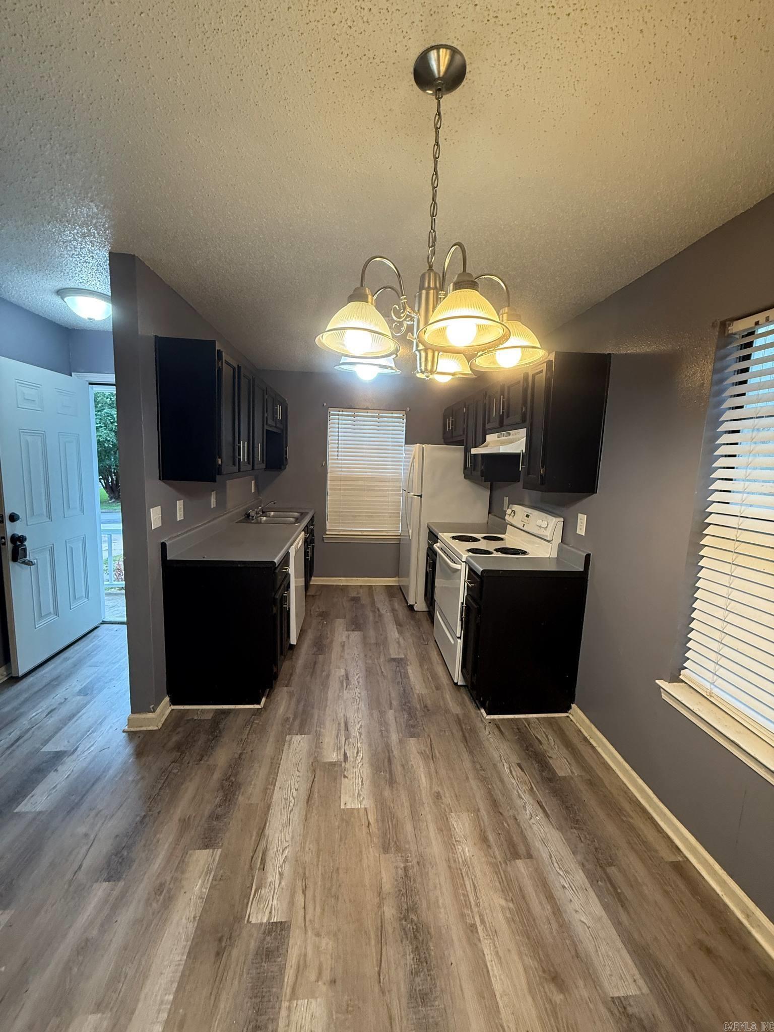 BARROW JOHN - Residential