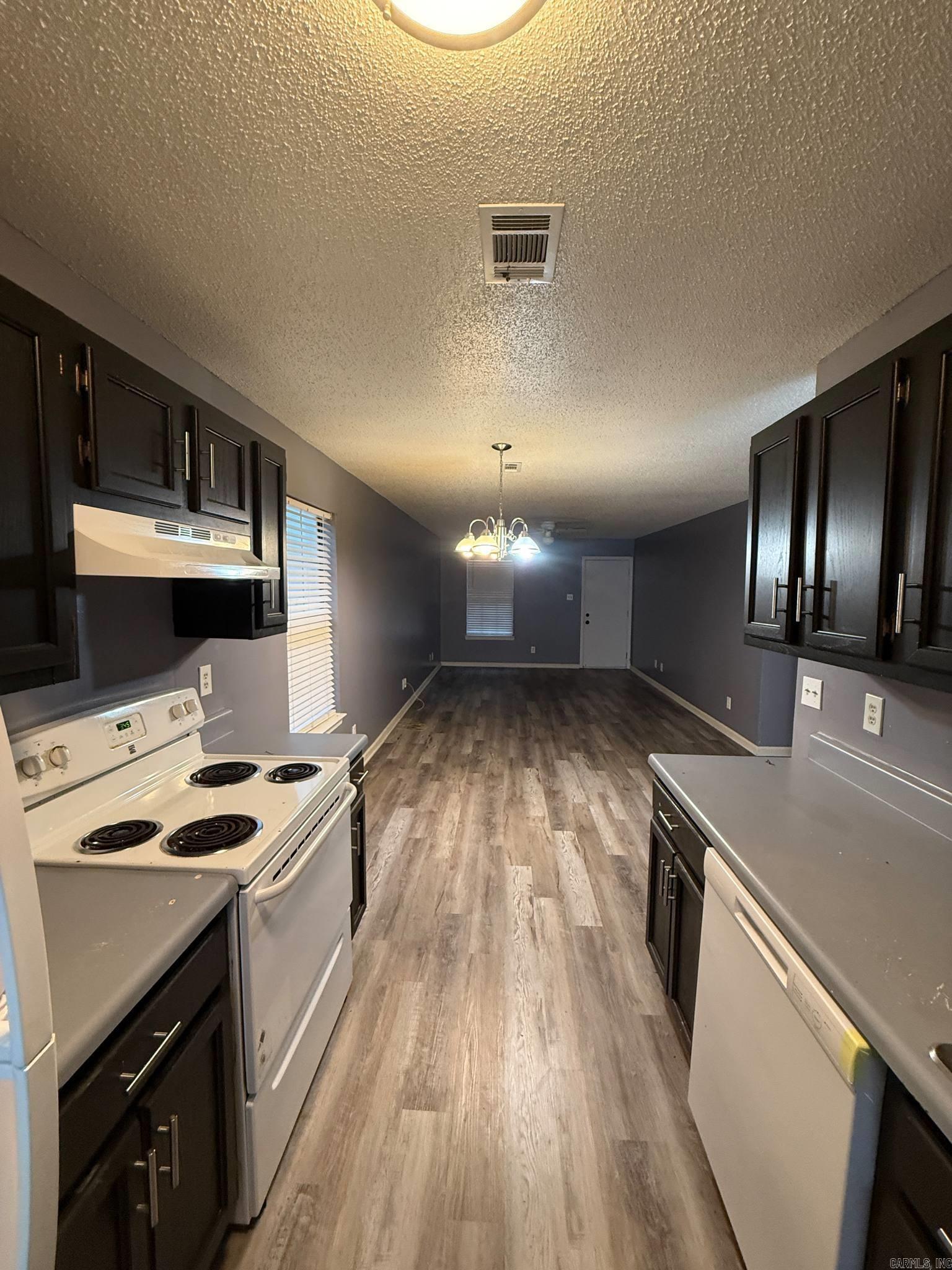 BARROW JOHN - Residential