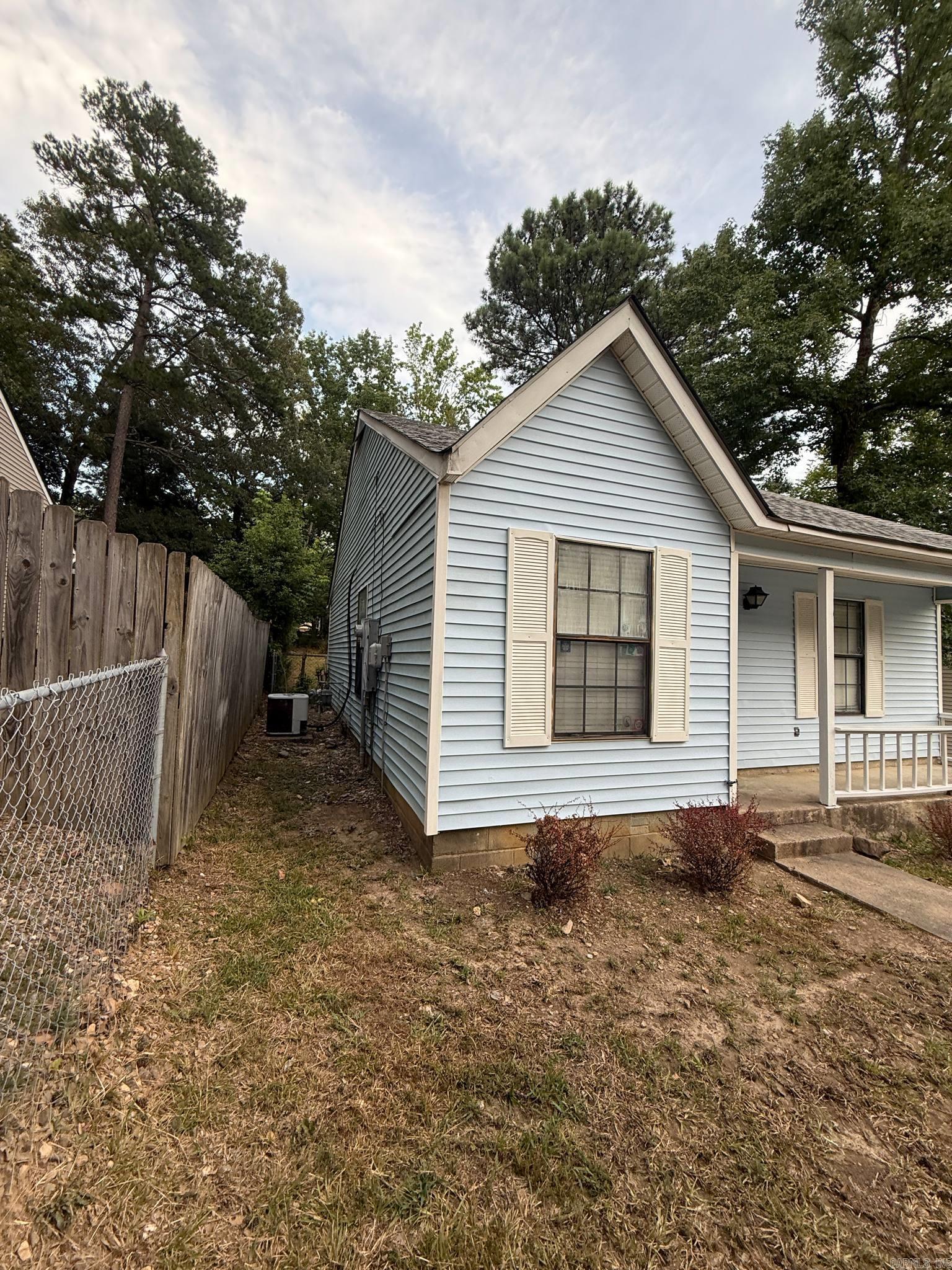 BARROW JOHN - Residential