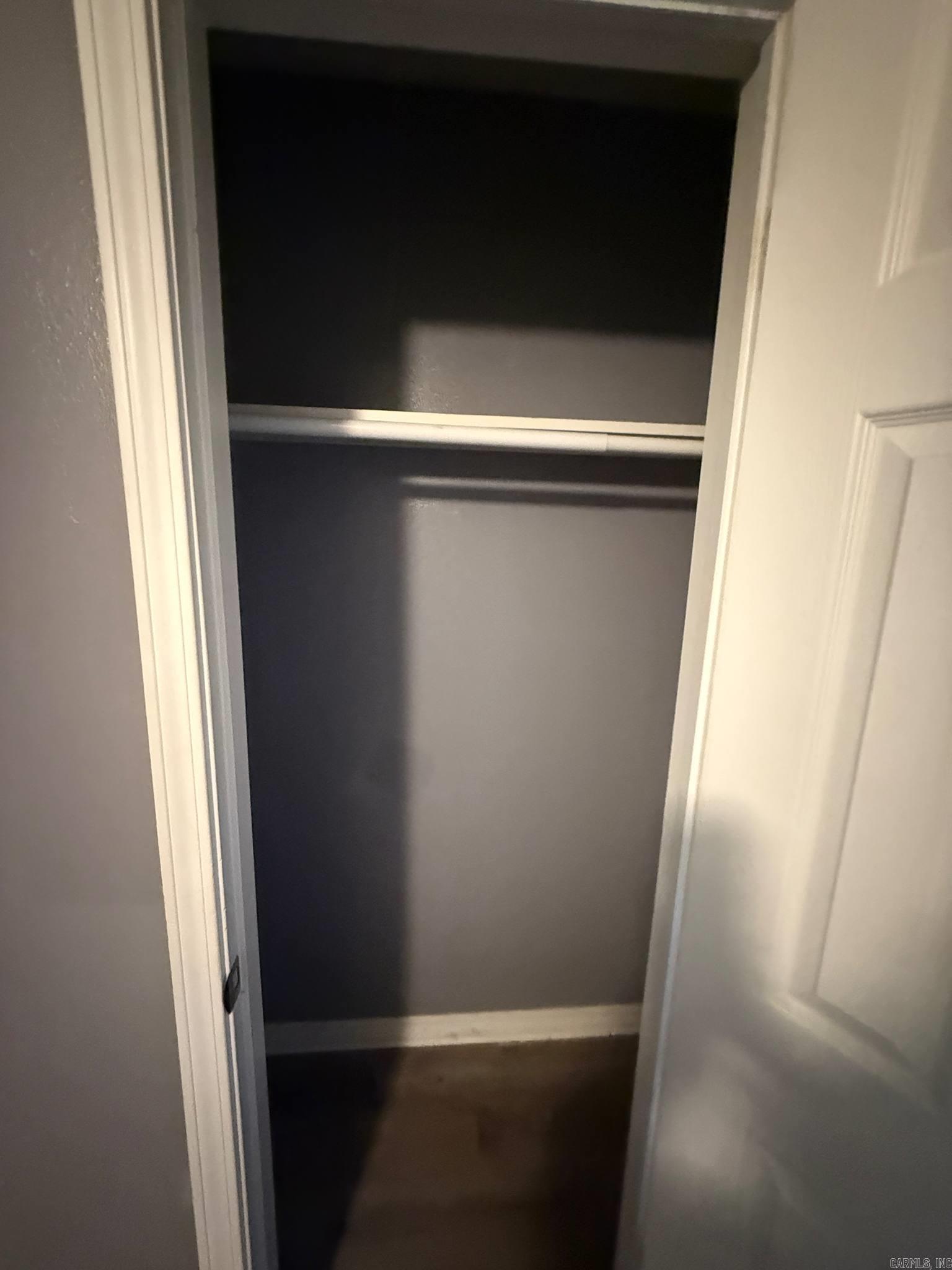 BARROW JOHN - Residential