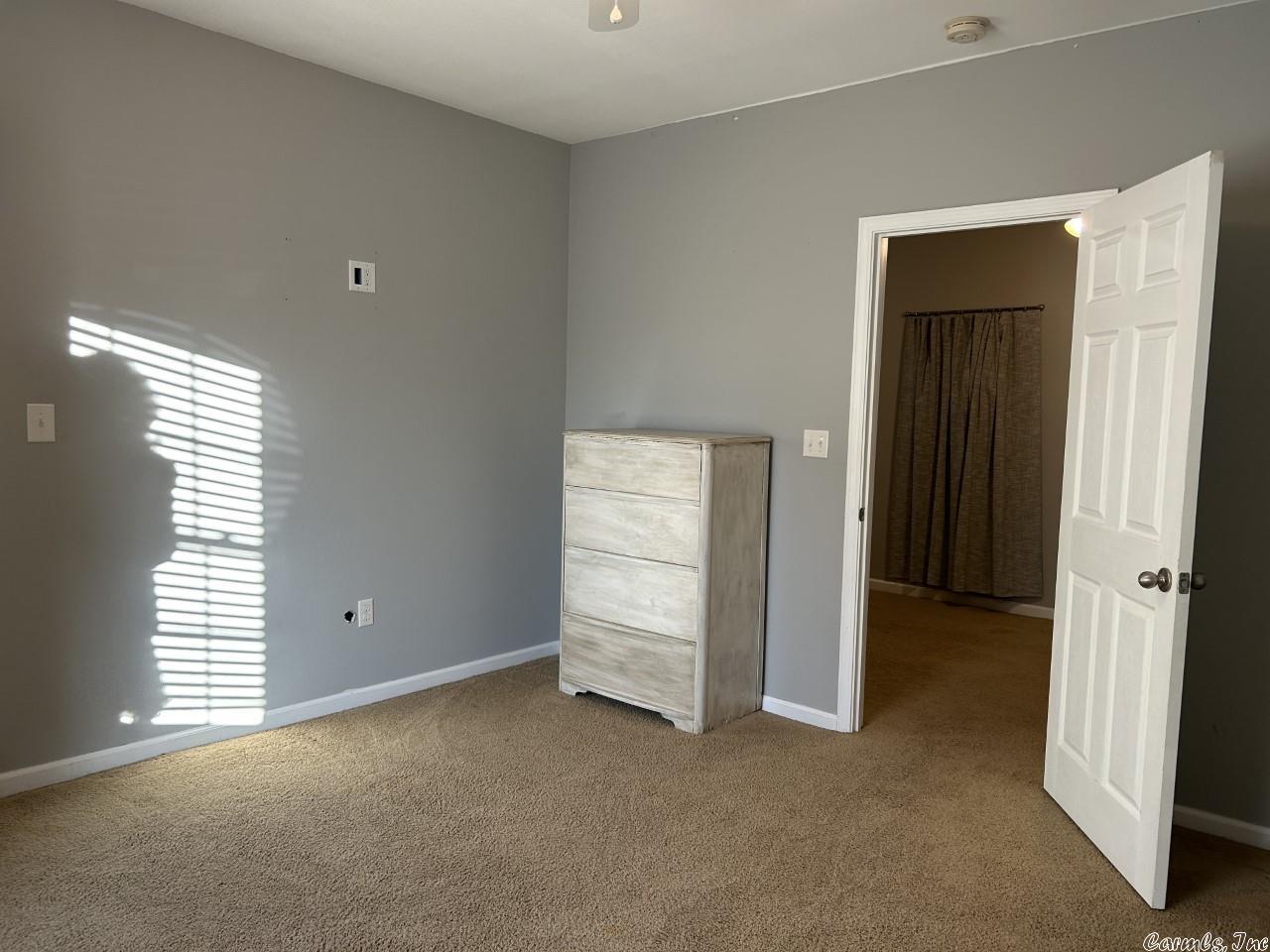 COUNTRY CLUB OF ARK THE - Residential