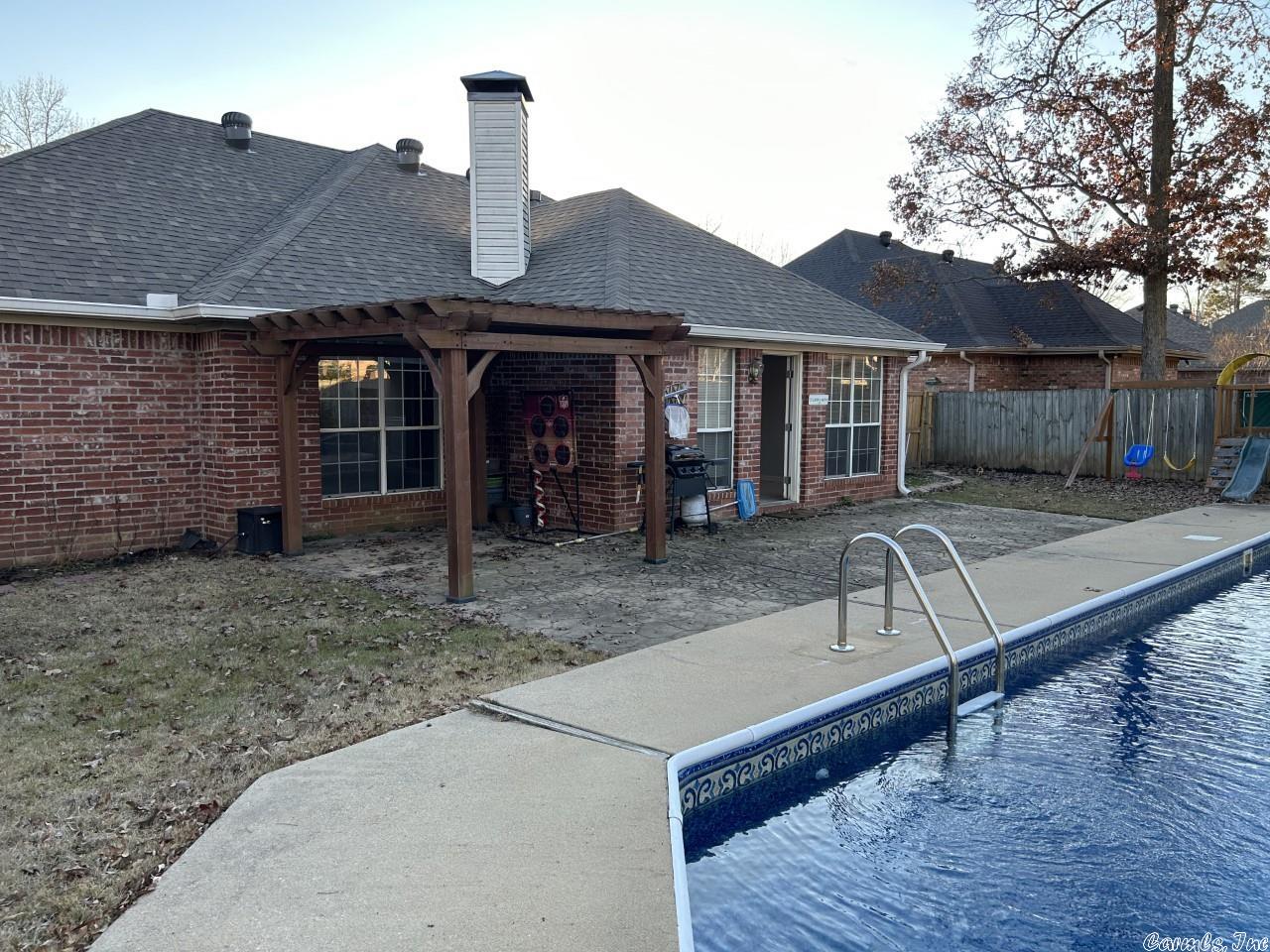 COUNTRY CLUB OF ARK THE - Residential