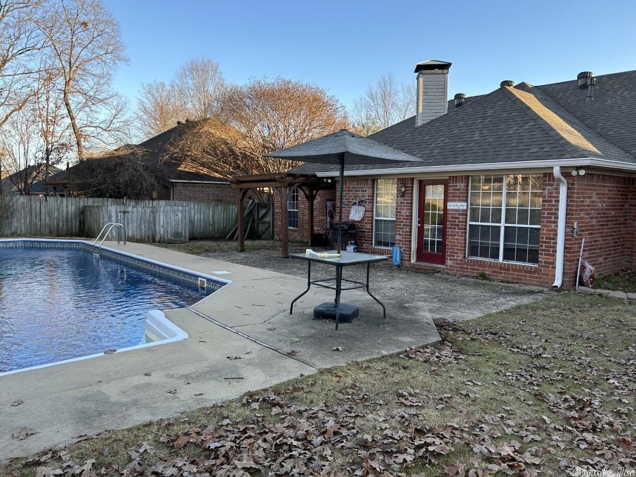 COUNTRY CLUB OF ARK THE - Residential