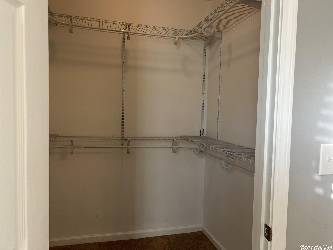 COUNTRY CLUB OF ARK THE - Residential