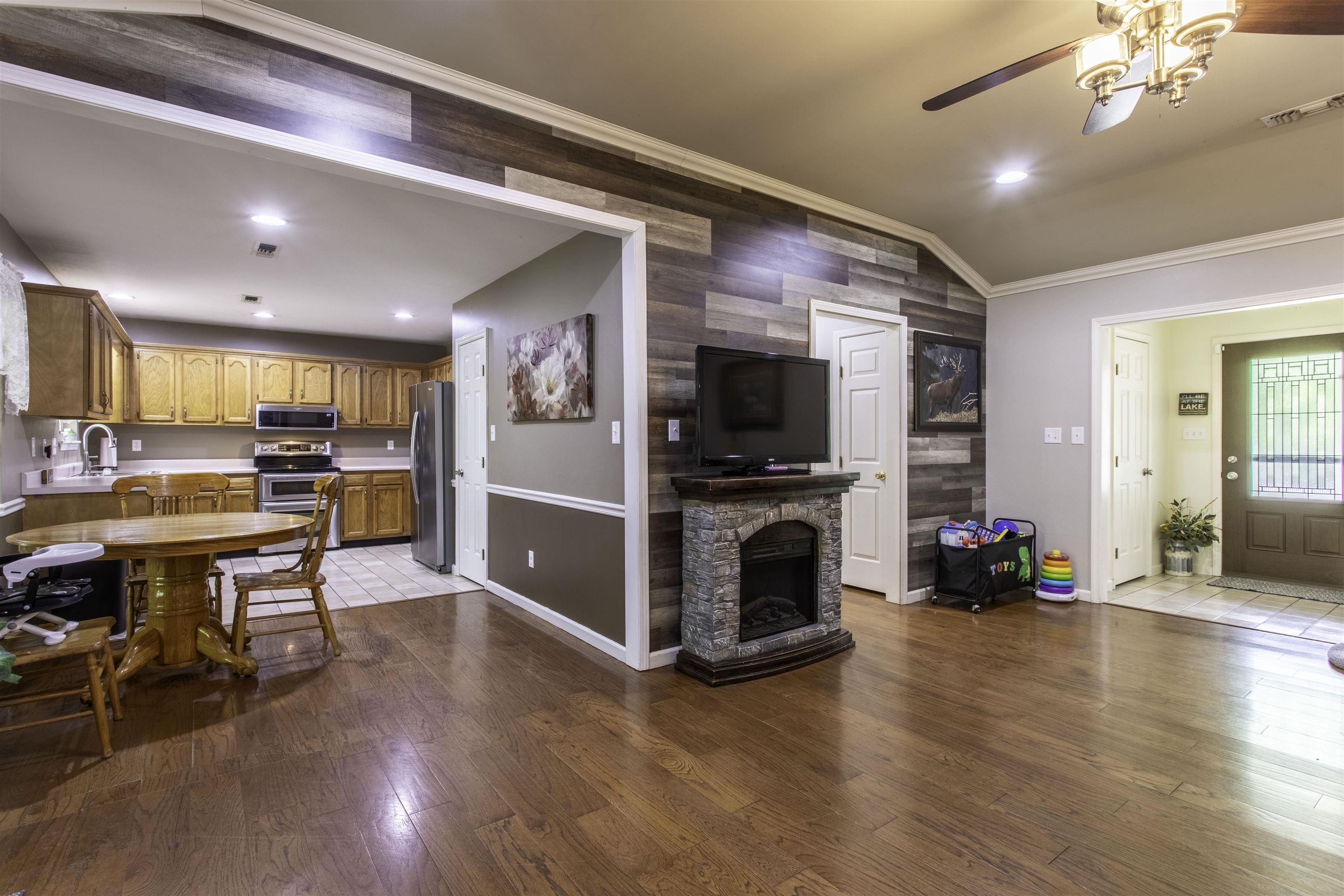 CREE SECOND - Residential