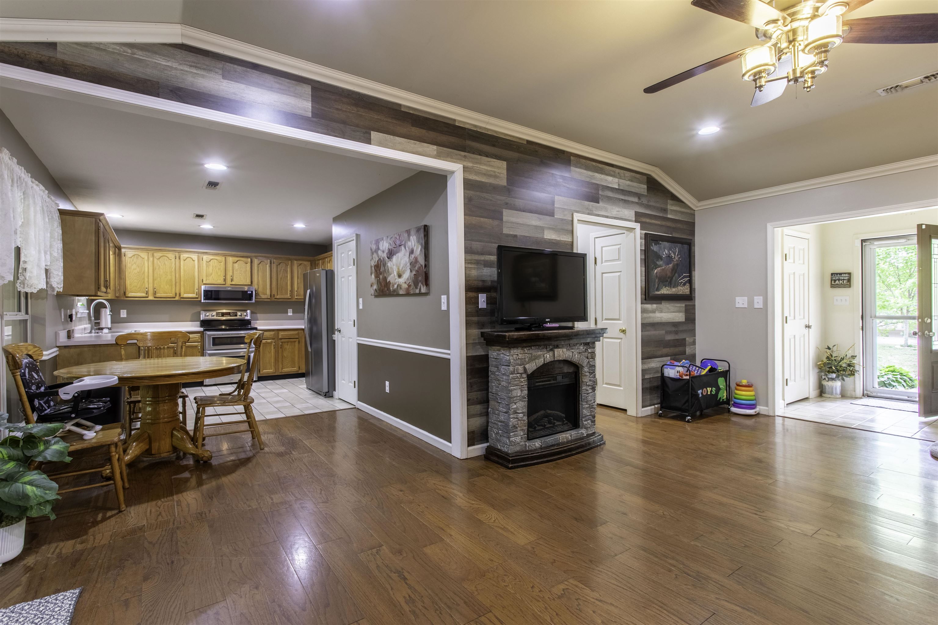 CREE SECOND - Residential