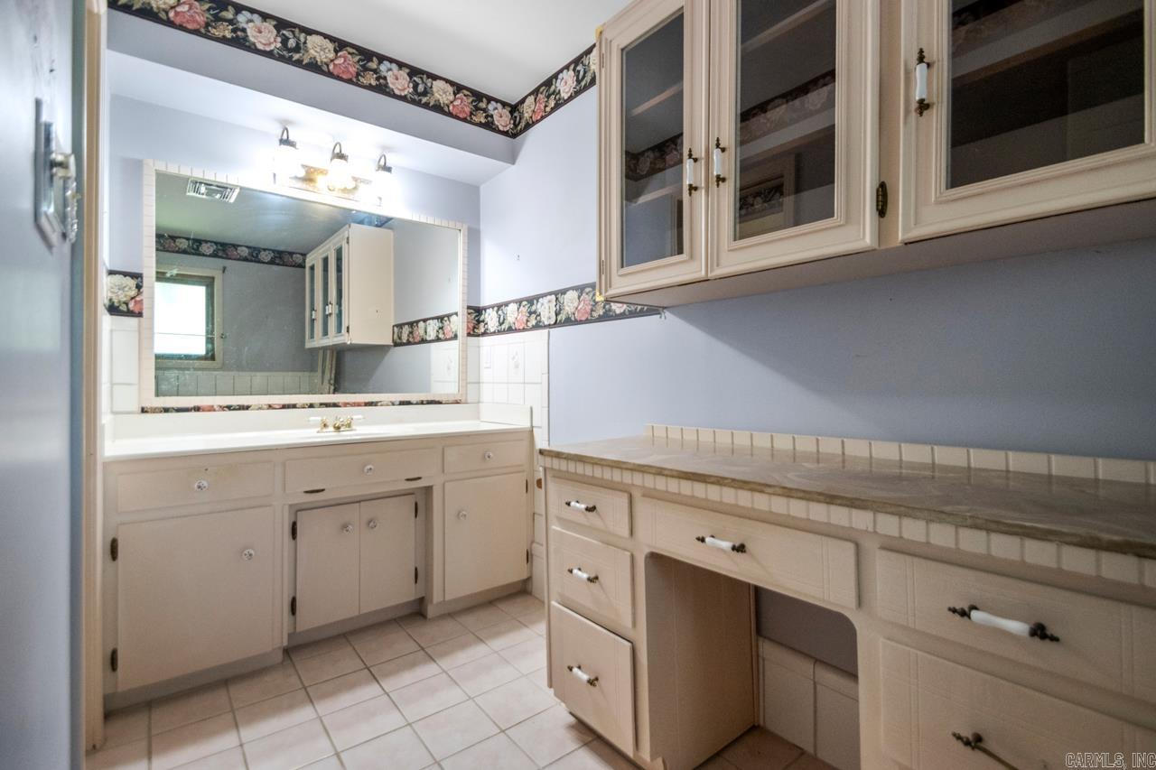 SHADY VALLEY - Residential