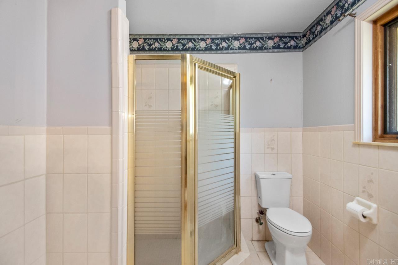 SHADY VALLEY - Residential