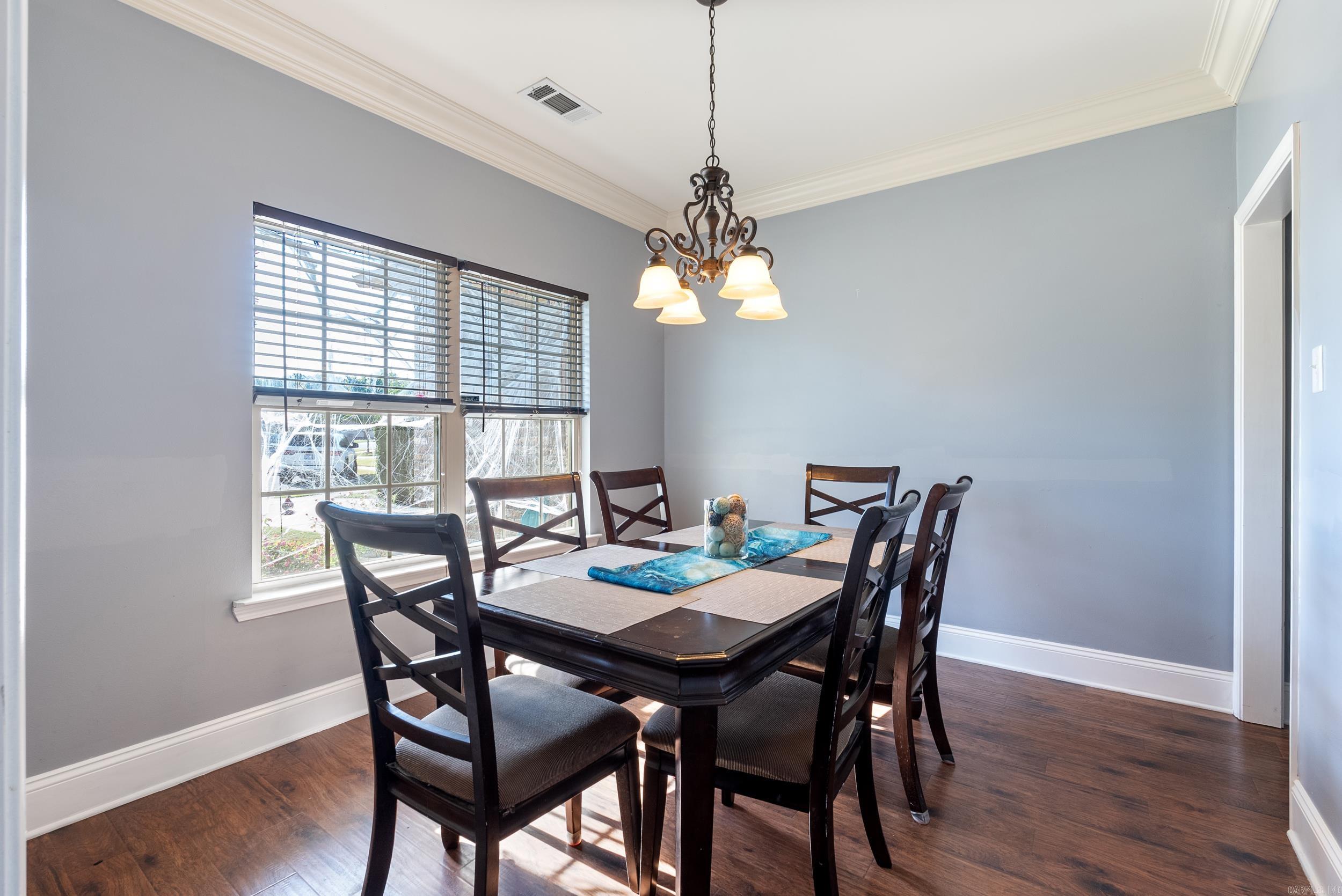 OAK GLENN - Residential