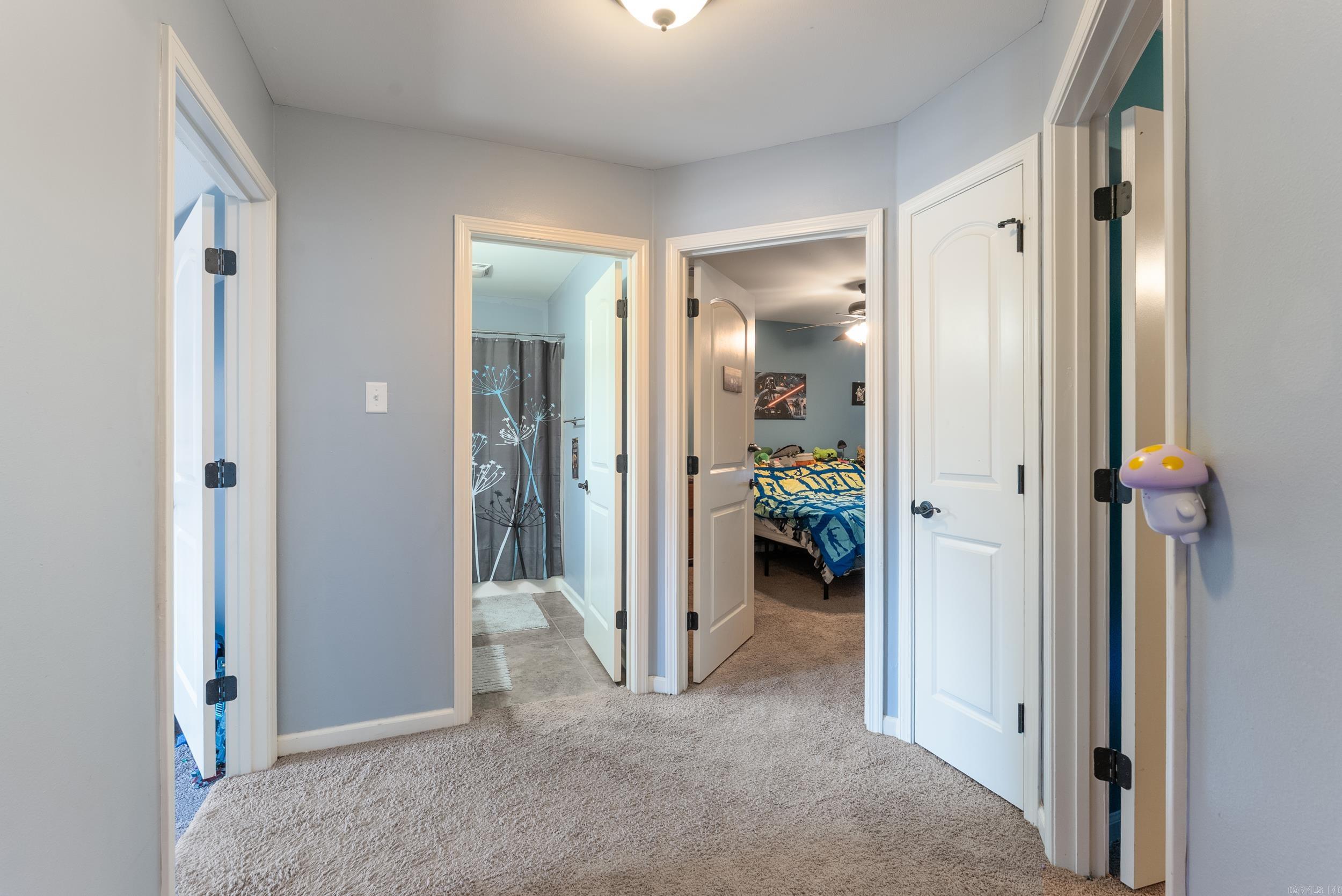 OAK GLENN - Residential