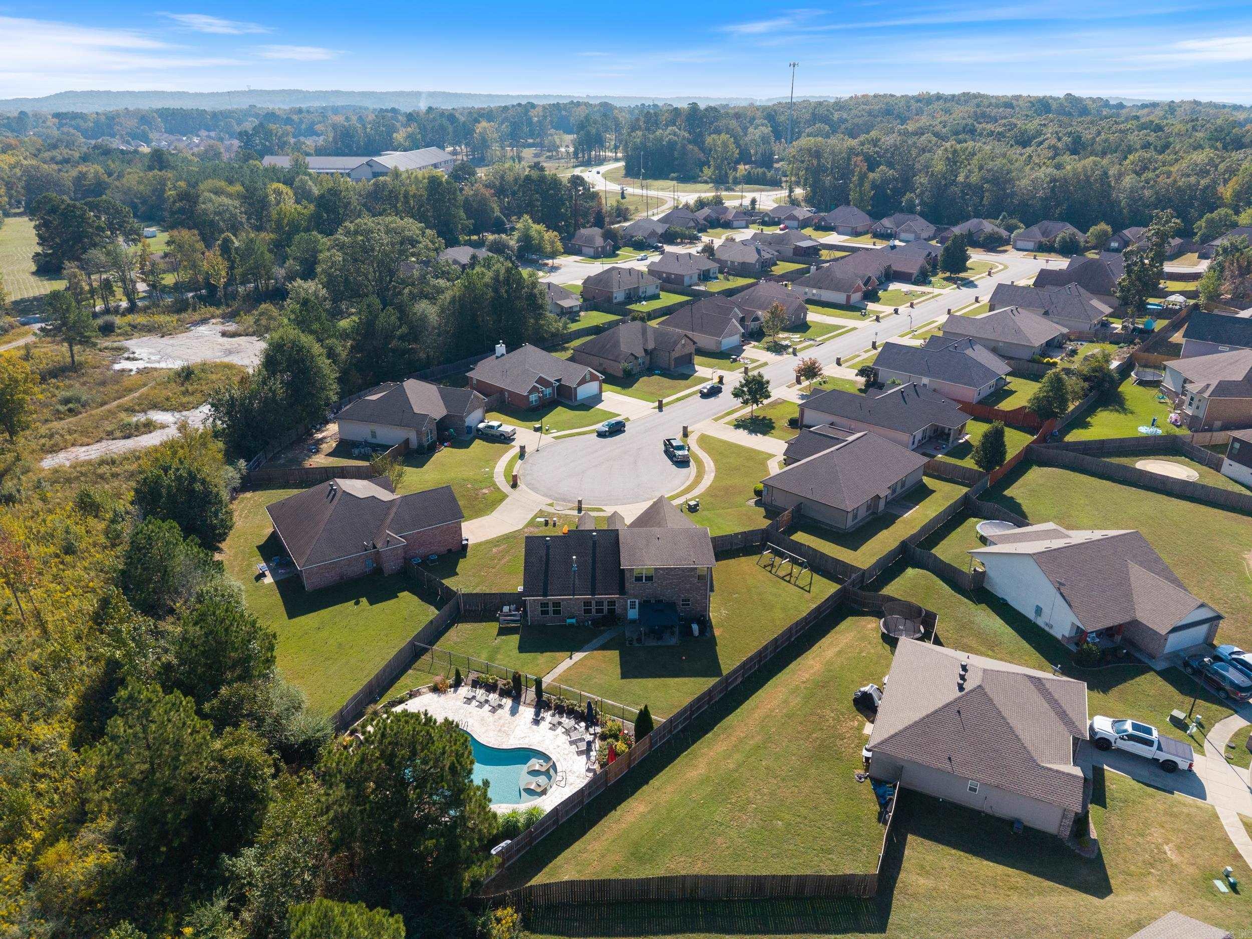 OAK GLENN - Residential