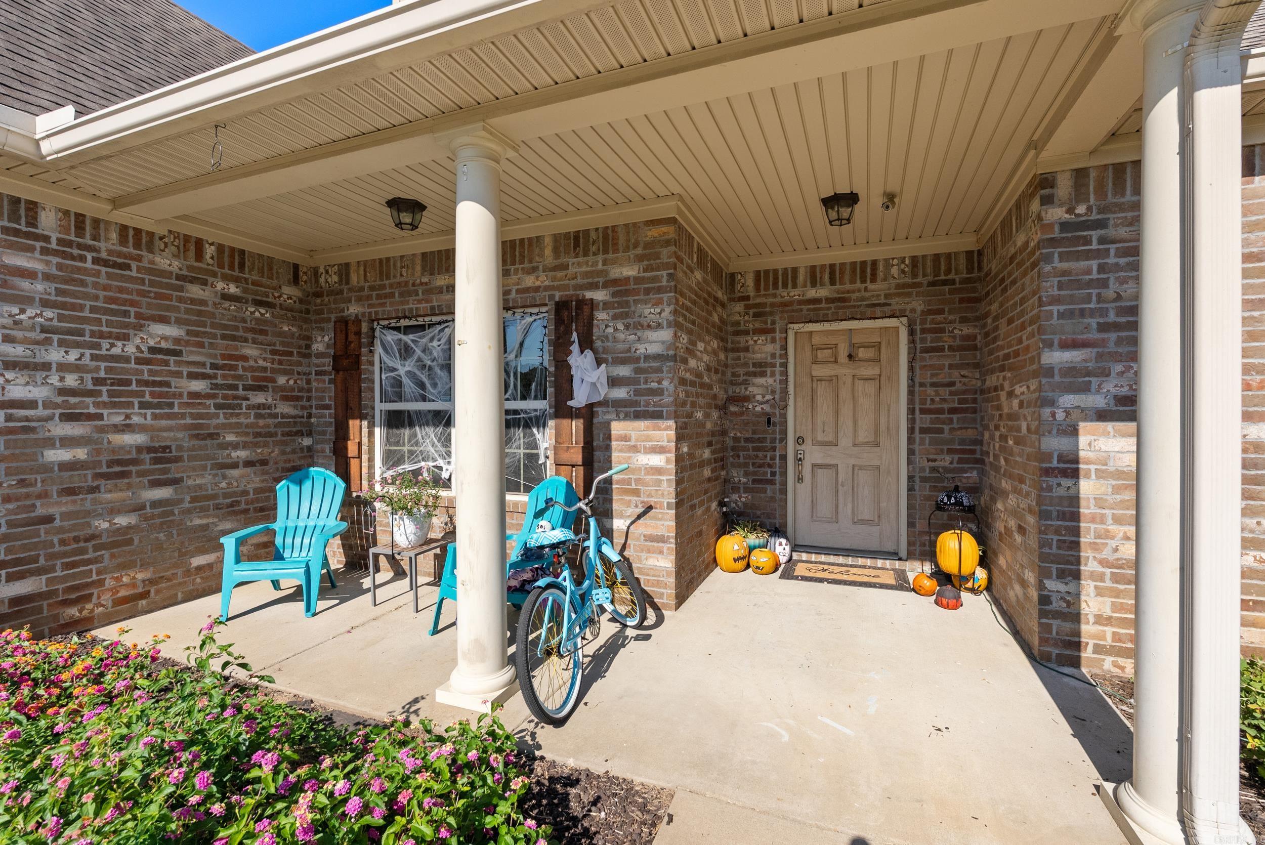 OAK GLENN - Residential