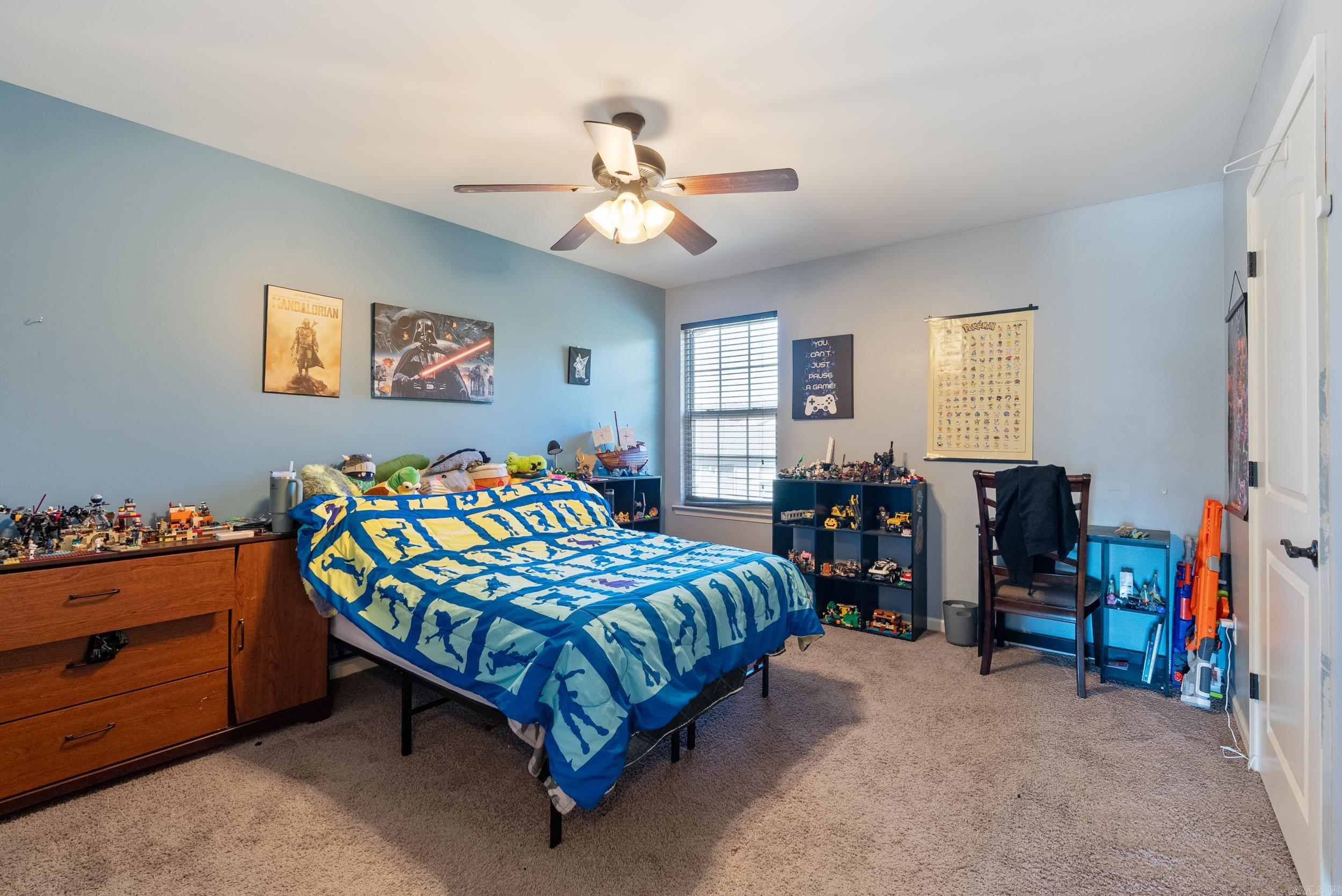 OAK GLENN - Residential