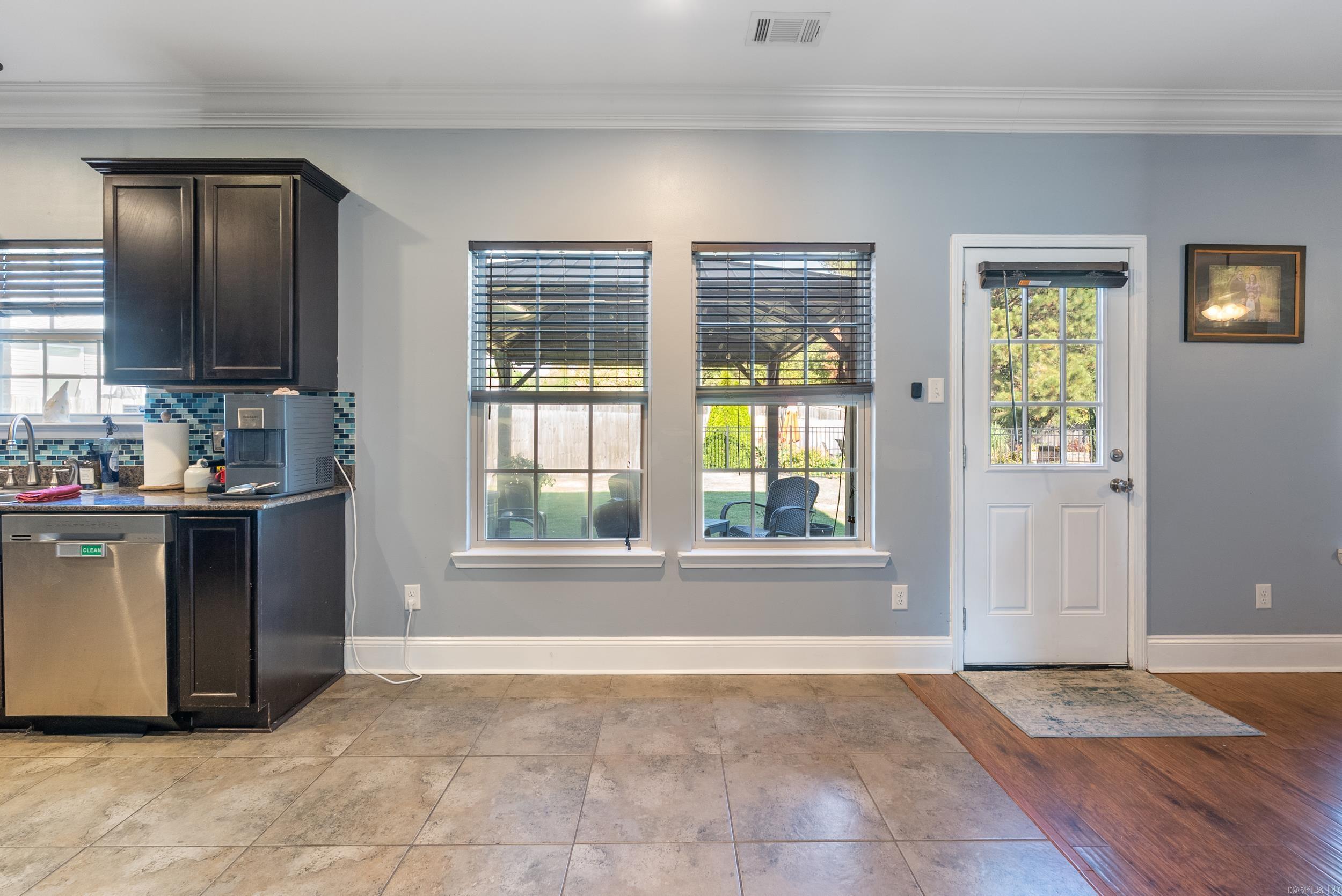 OAK GLENN - Residential