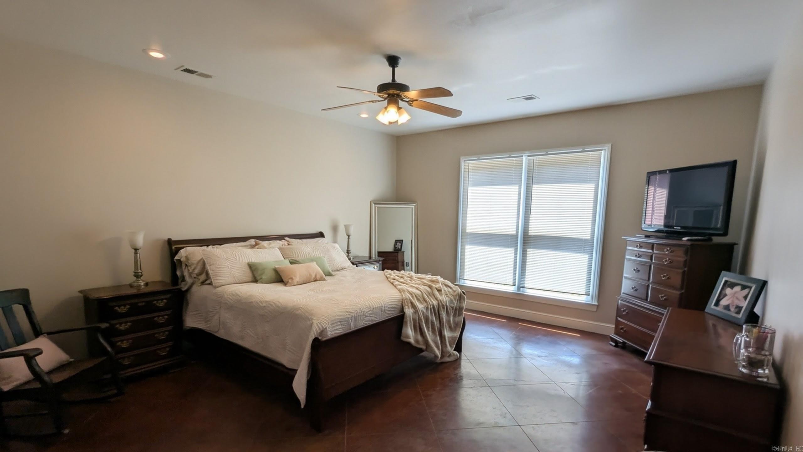 WOODSPRINGS ESTATES - Residential