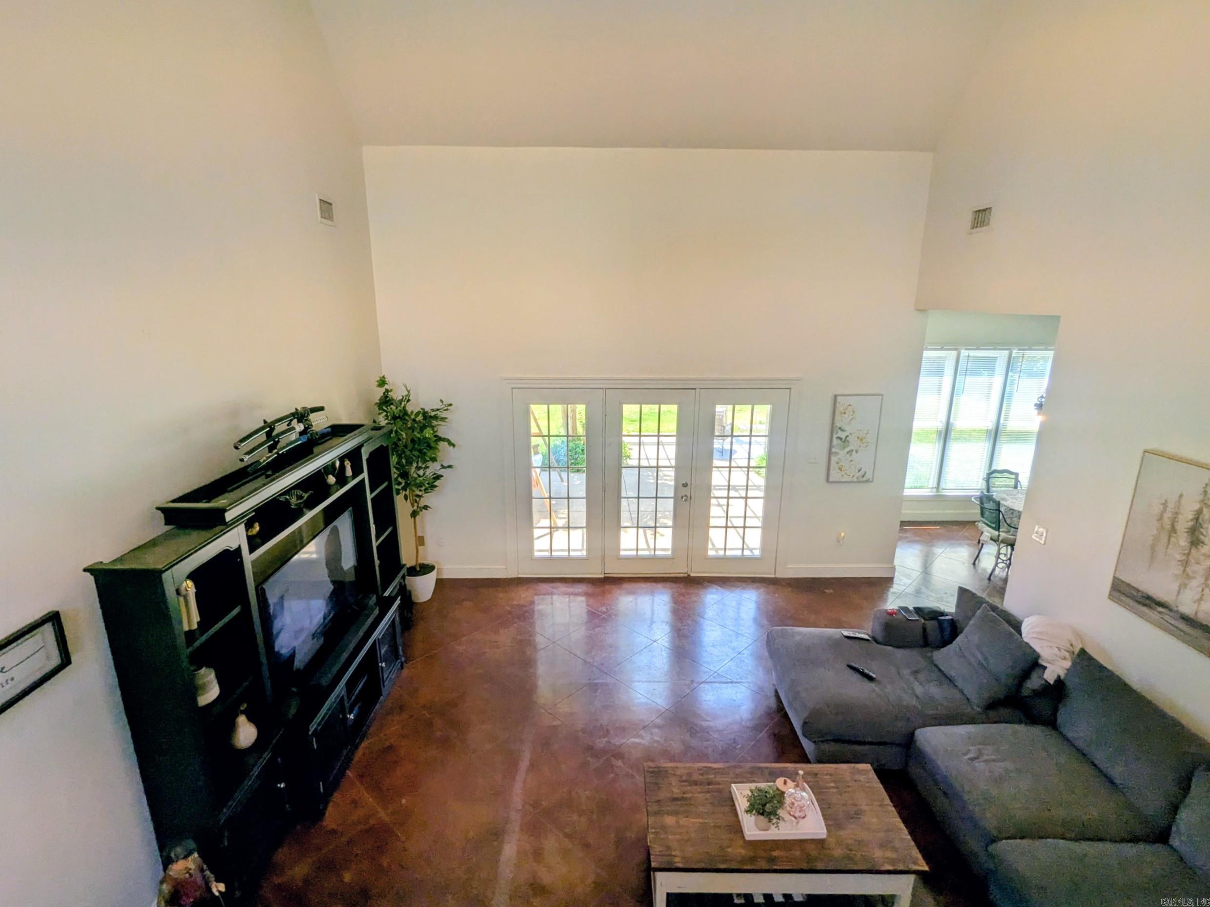 WOODSPRINGS ESTATES - Residential