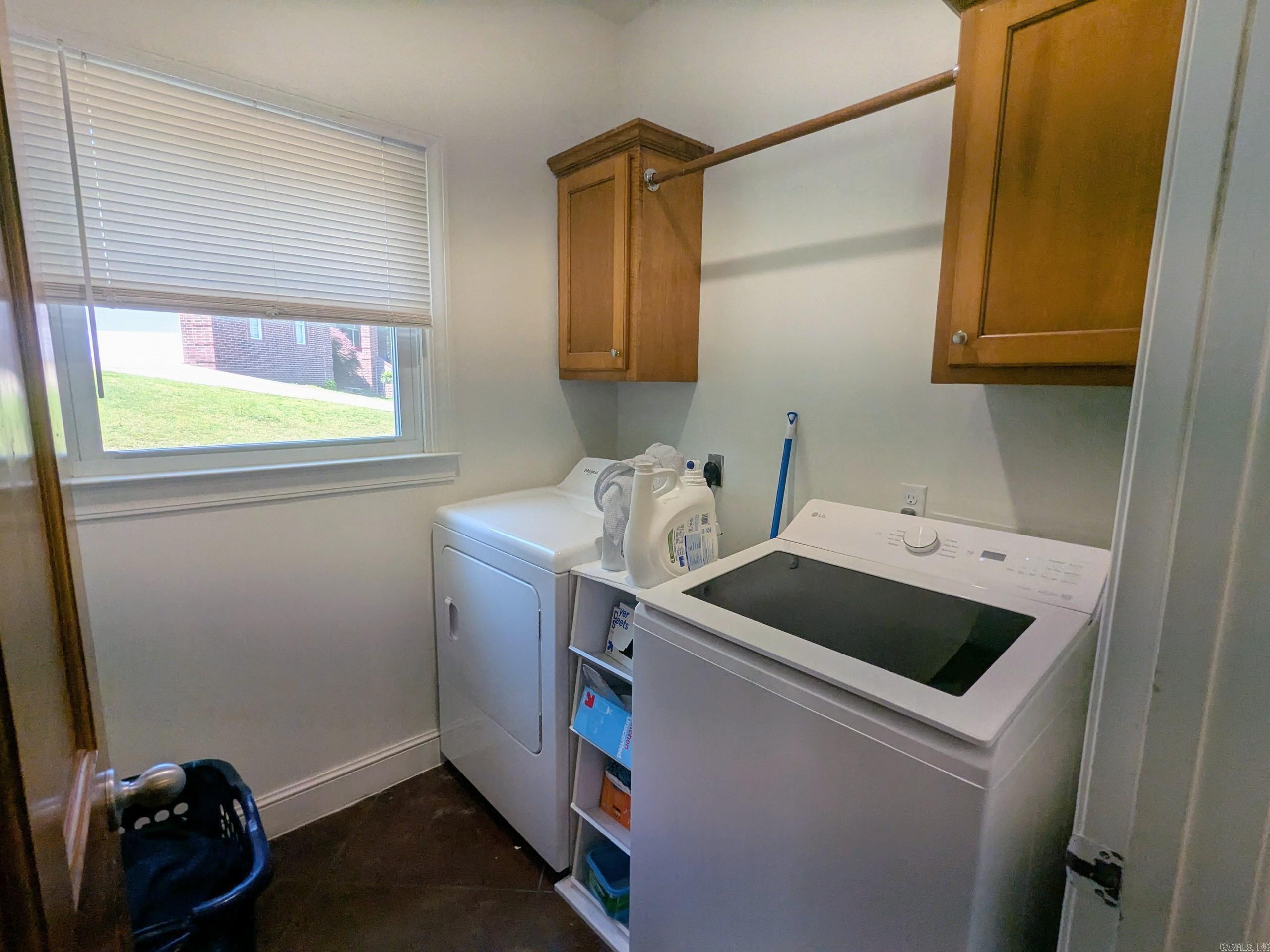 WOODSPRINGS ESTATES - Residential