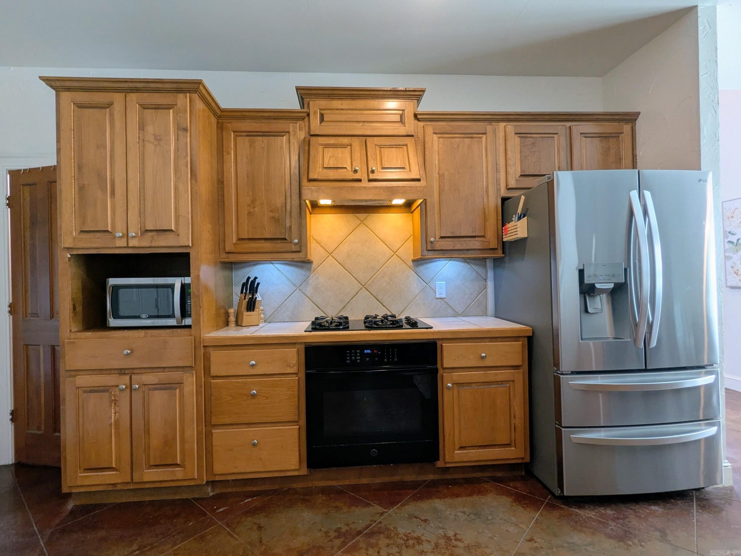 WOODSPRINGS ESTATES - Residential