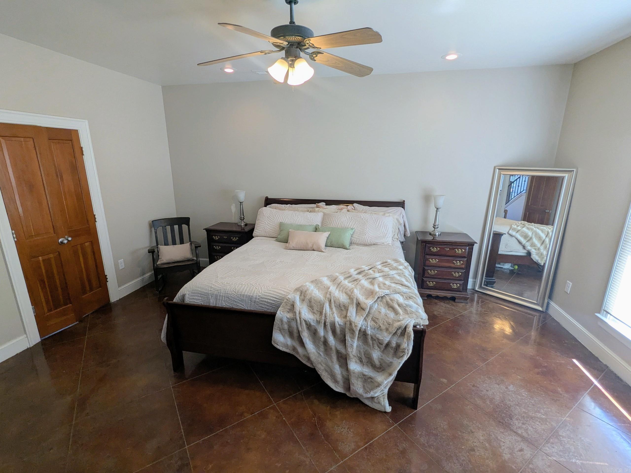 WOODSPRINGS ESTATES - Residential