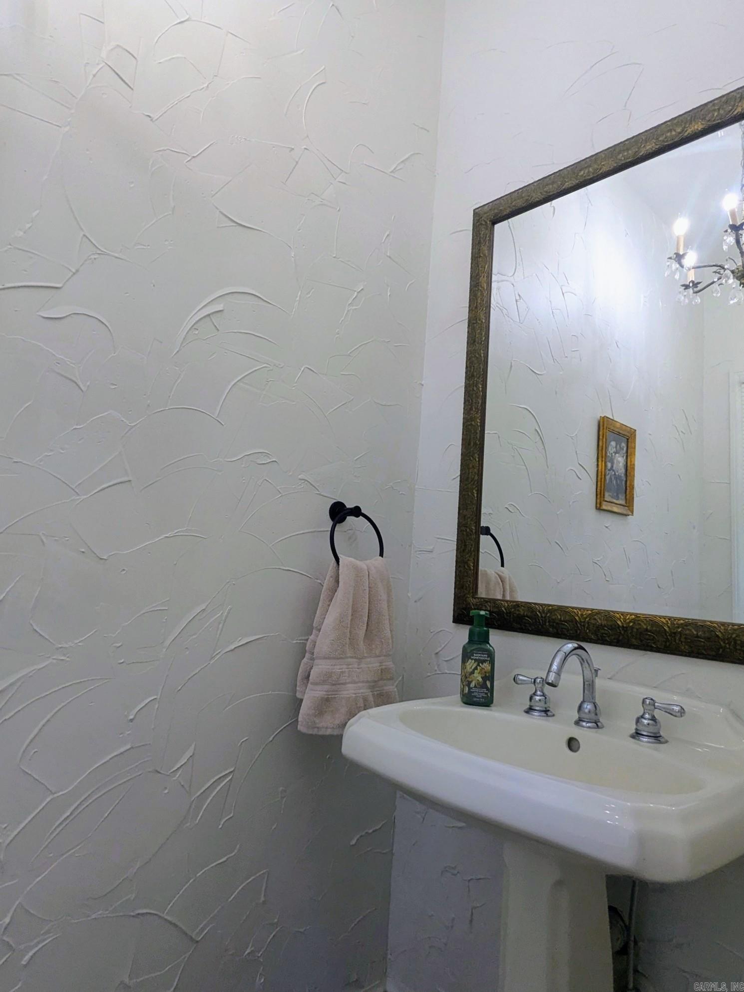 WOODSPRINGS ESTATES - Residential