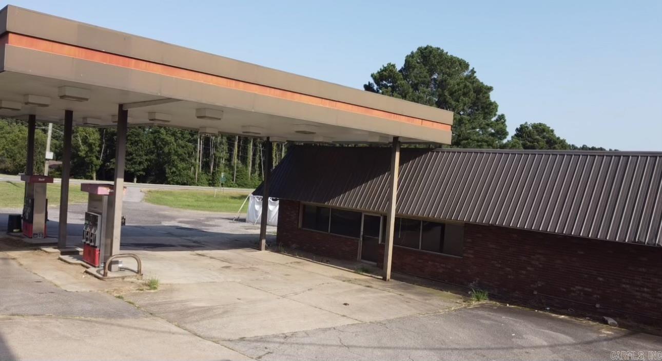 Metes & Bounds - Commercial Sale