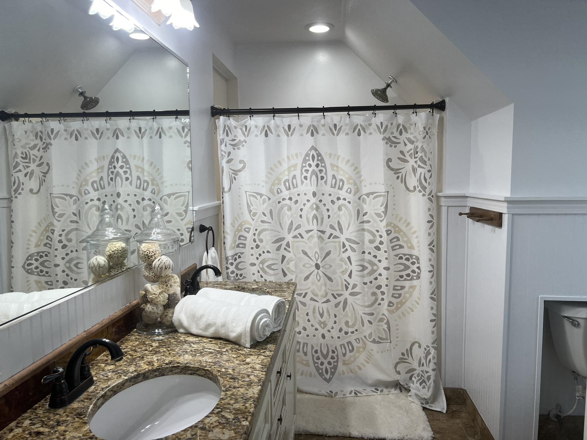 DENMOR ESTATES - Residential