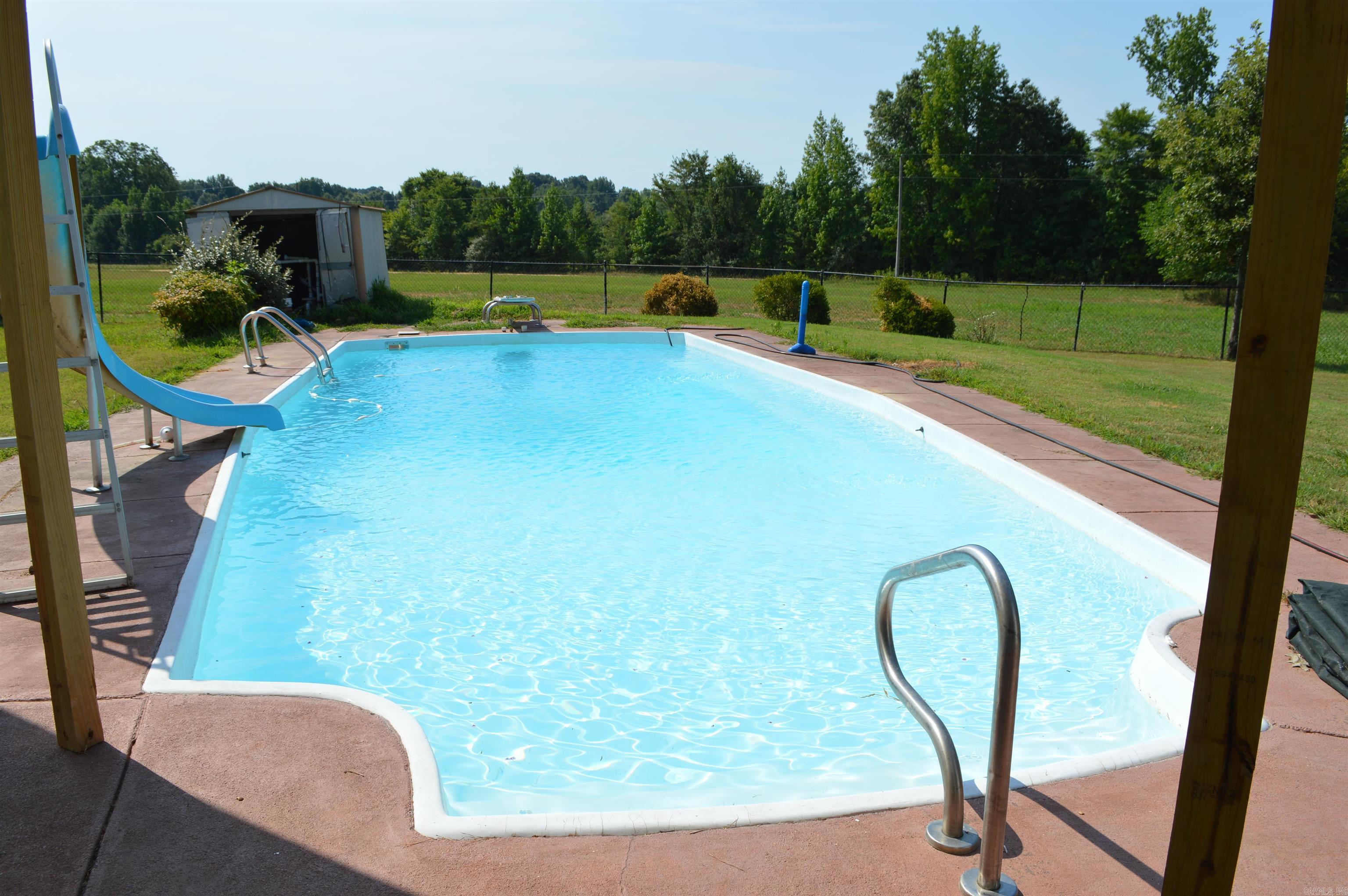 Metes & Bounds - Land