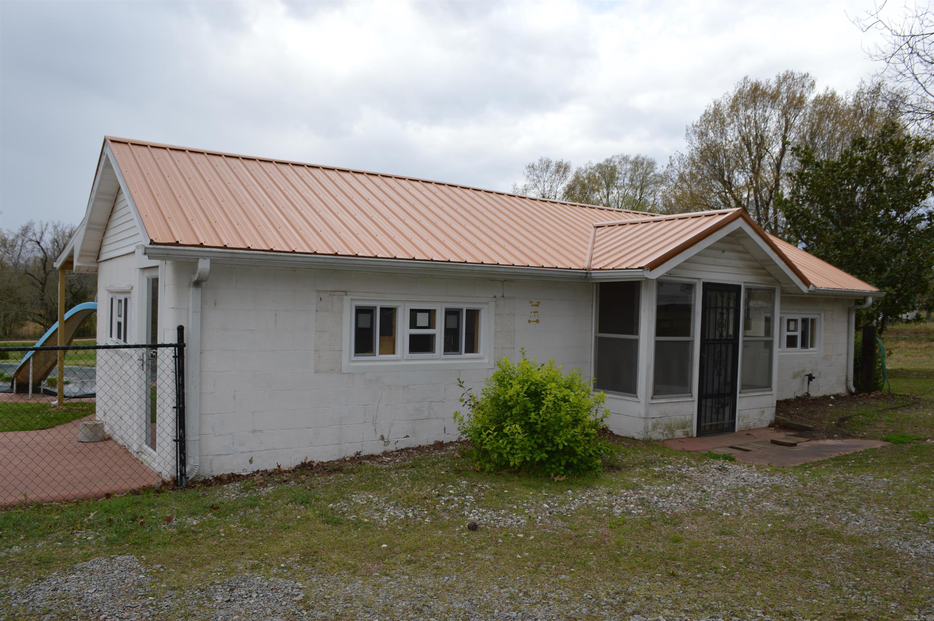 Metes & Bounds - Land