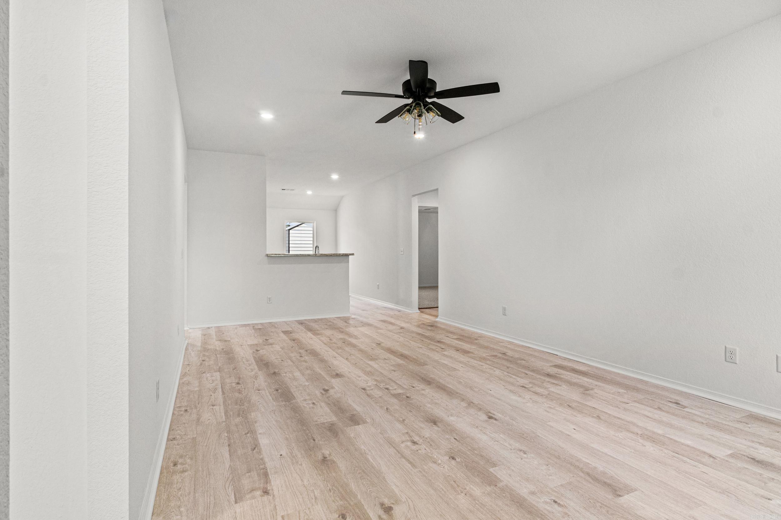 SOUTHFORK RANCH S/D PH I - Residential