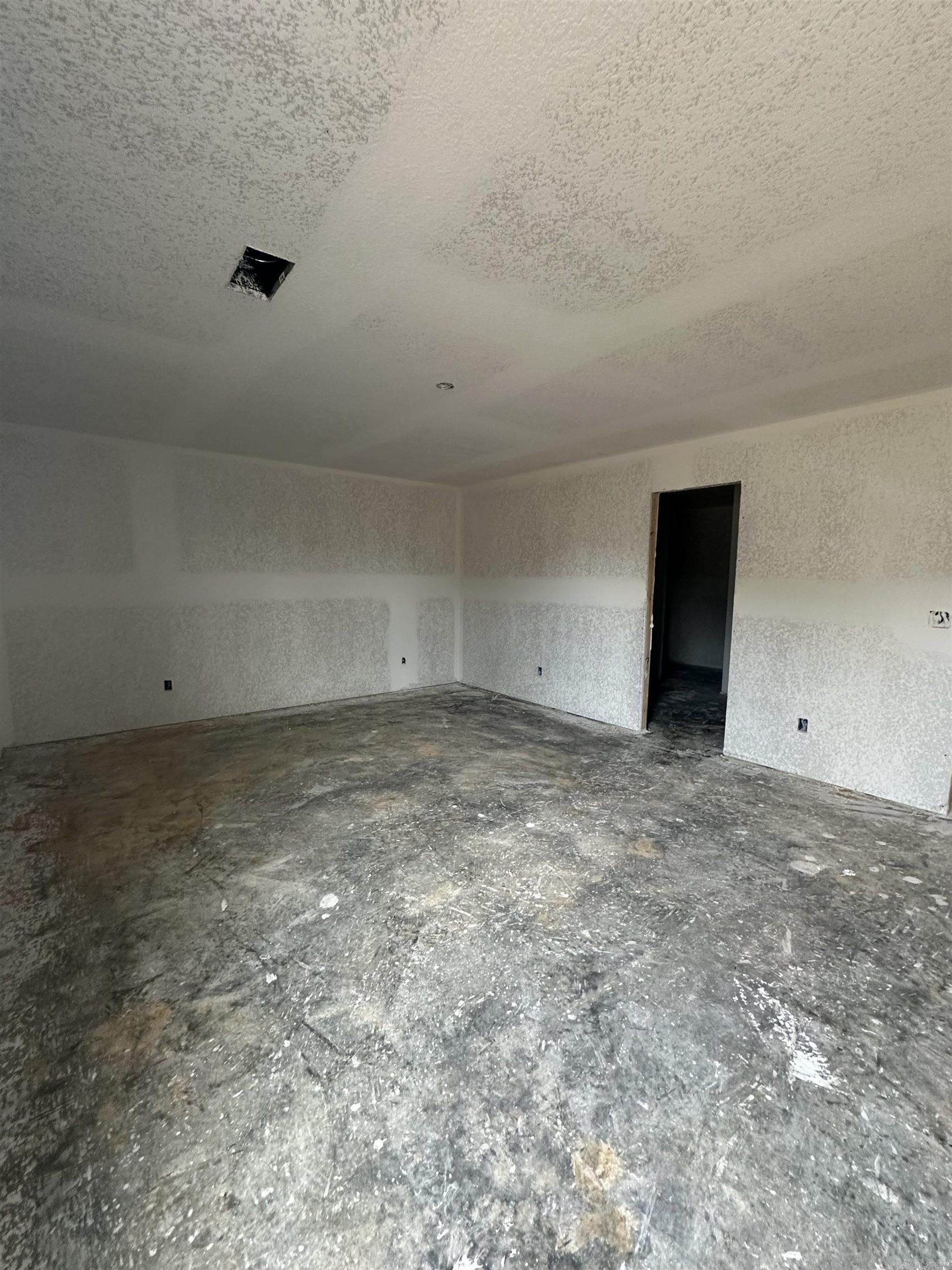 SOUTHFORK RANCH S/D PH I - Residential