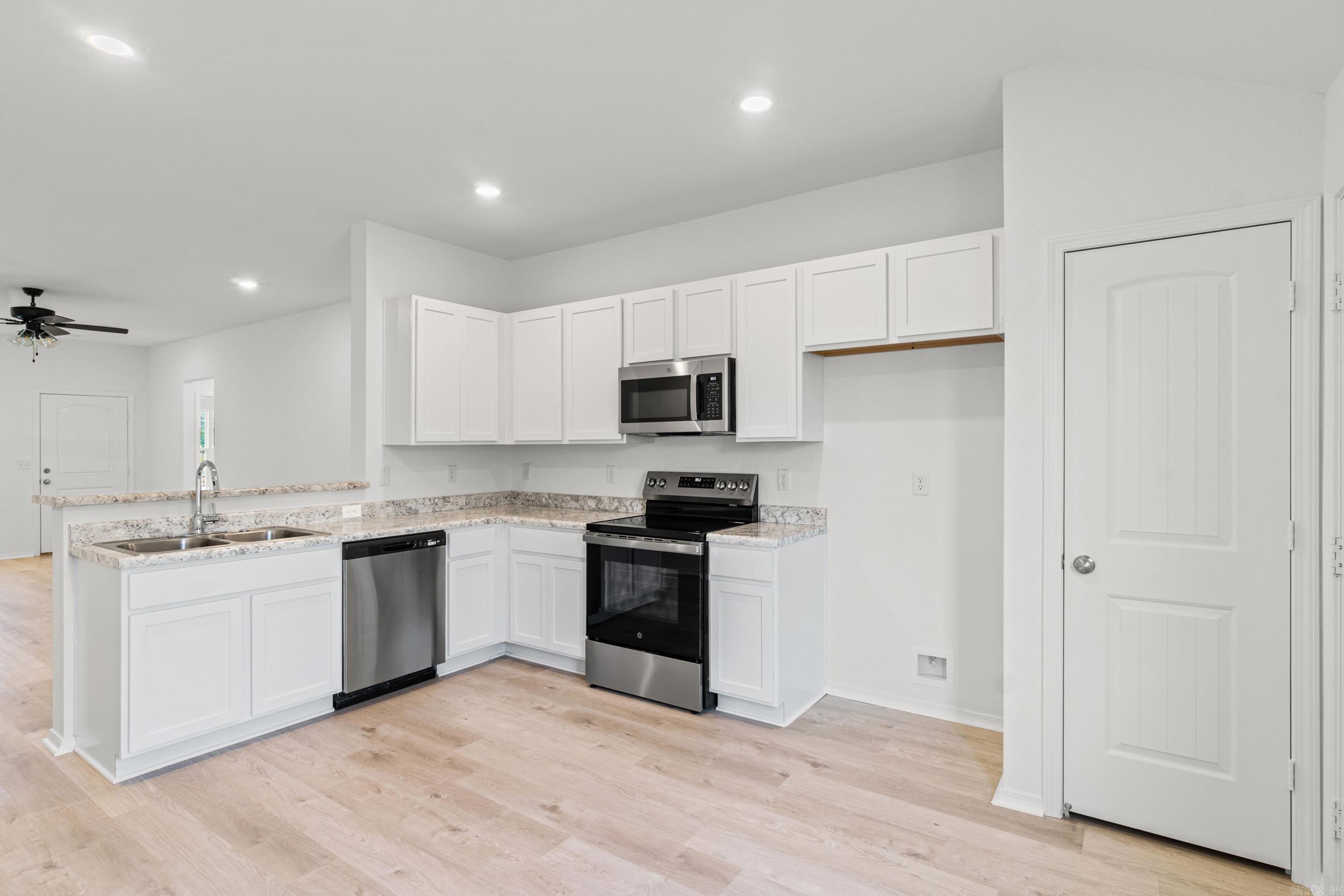 SOUTHFORK RANCH S/D PH I - Residential