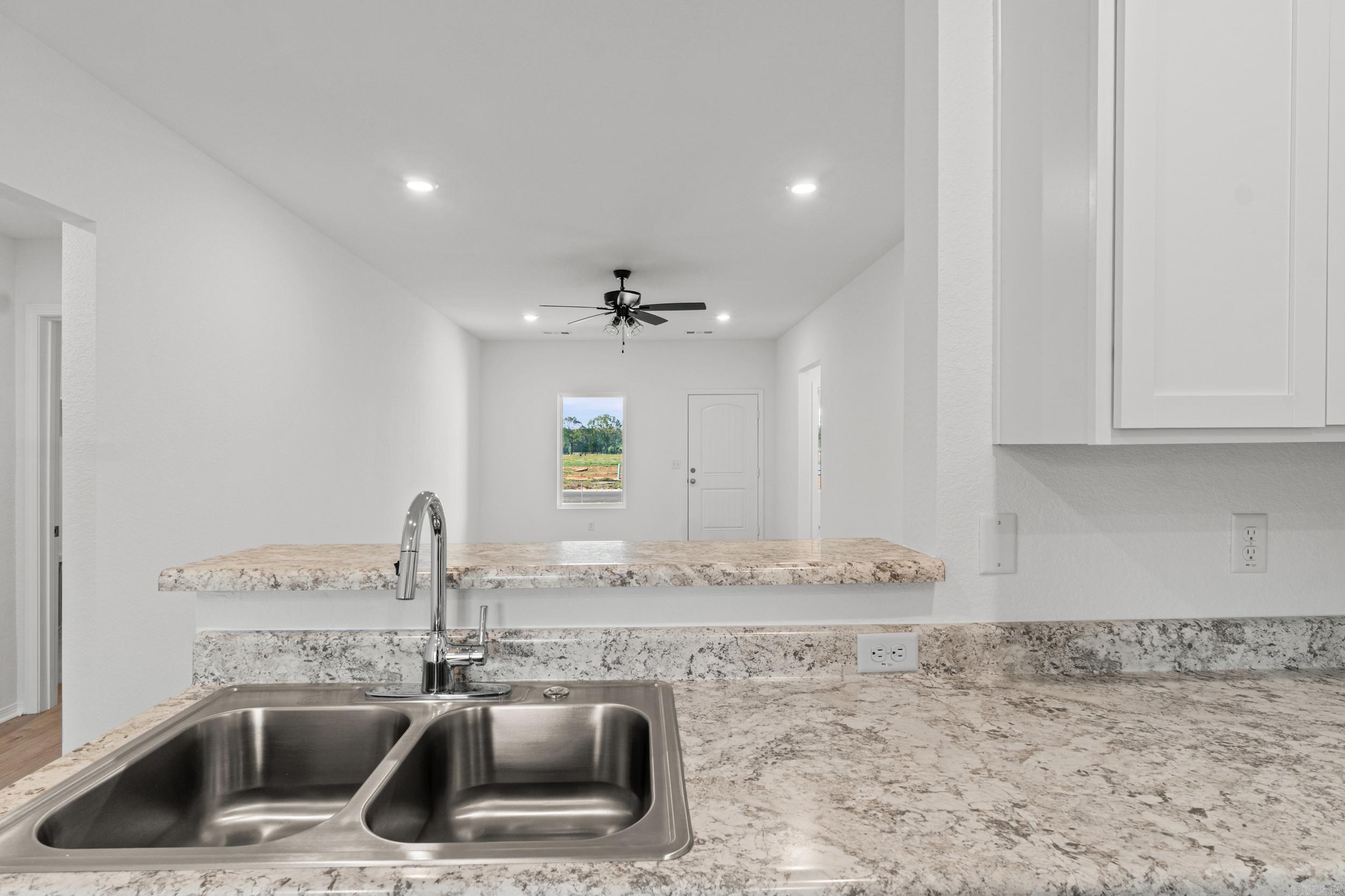 SOUTHFORK RANCH S/D PH I - Residential