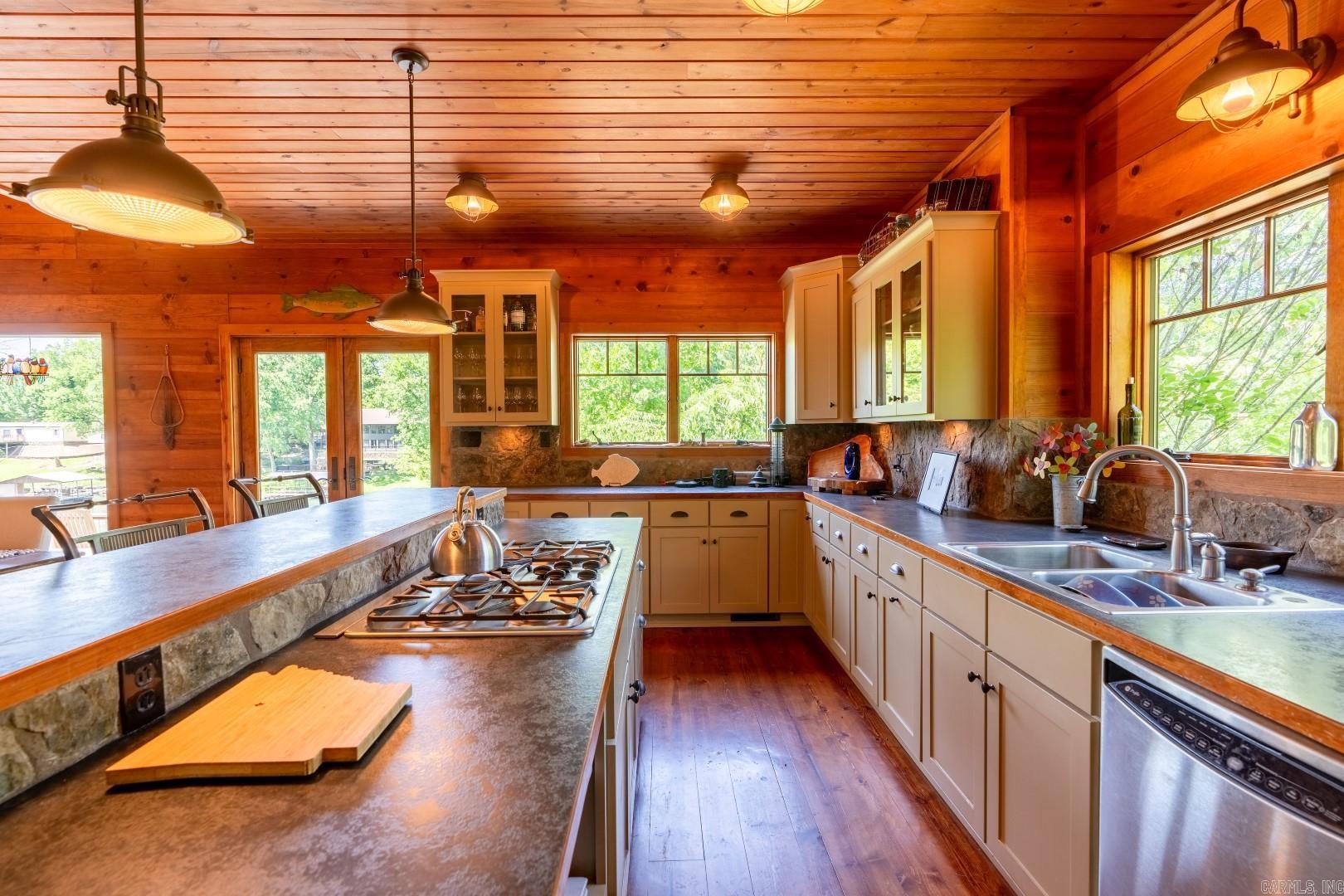 CYPRESS BEND - Residential