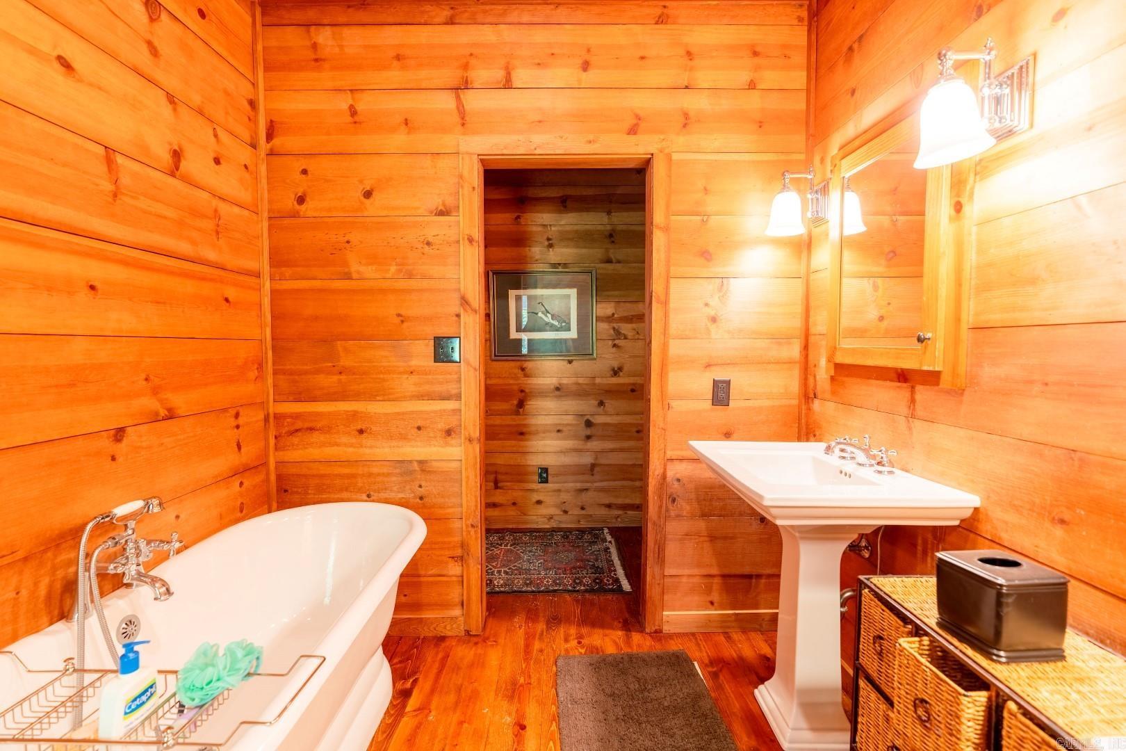 CYPRESS BEND - Residential