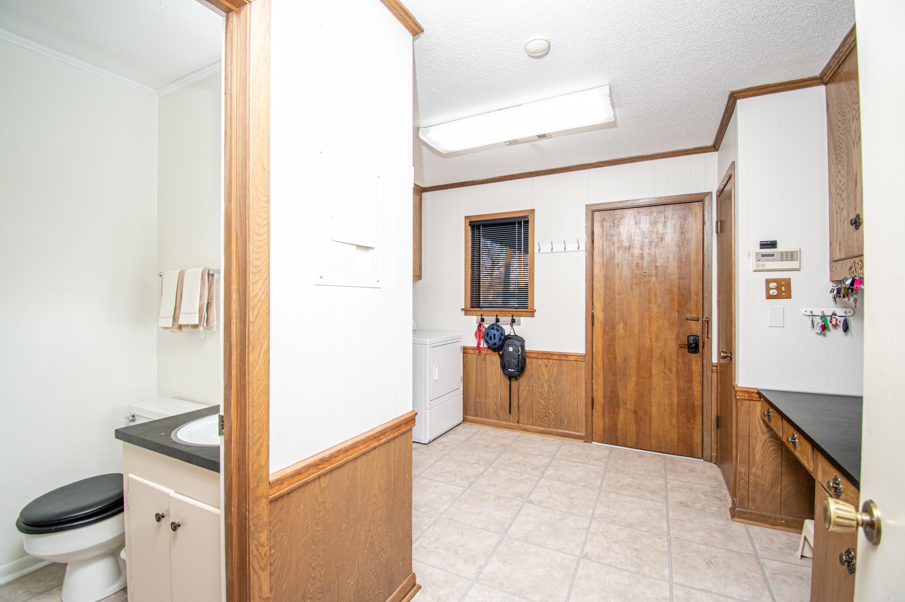 THOMPSON HEIGHTS 5TH - Residential