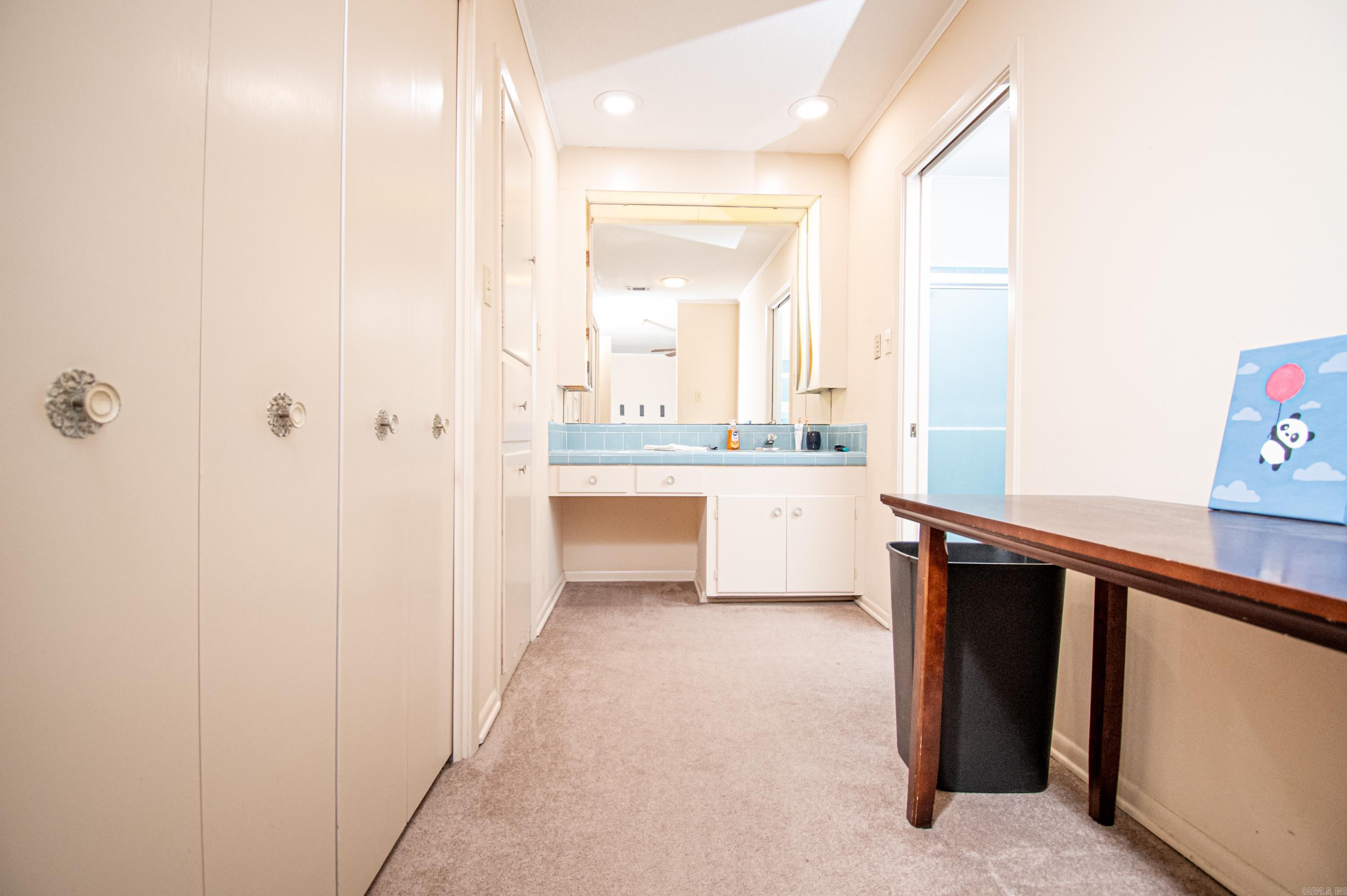 THOMPSON HEIGHTS 5TH - Residential