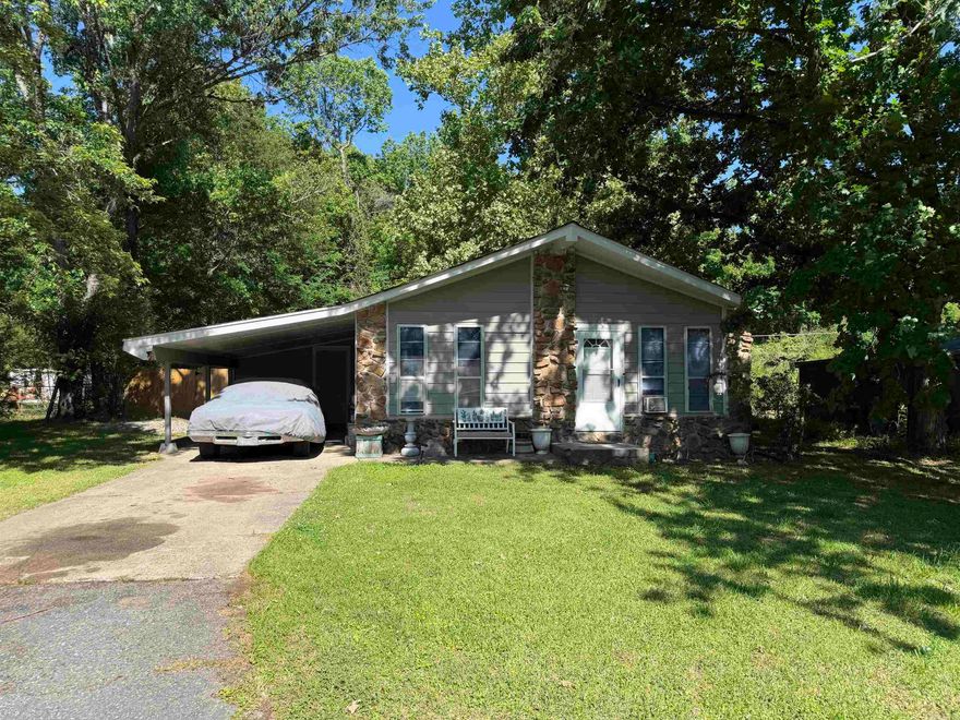 Rental property being sold individually or as package with 3 other addresses.  3BD/1BA Unit currently rented at $895.00 per month.  Additional properties in package:201 Natalie MLS#26016422, 41 Compass Pt. #26018965, 200 Wright #26018966.  See Documents for Rental Information. Agents see remarks.