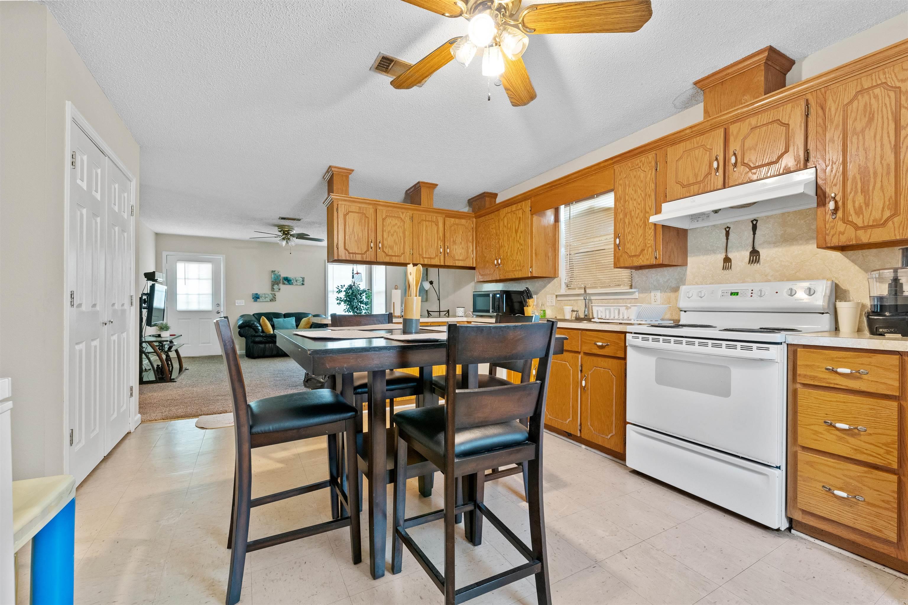 Two Prairie - Residential Income