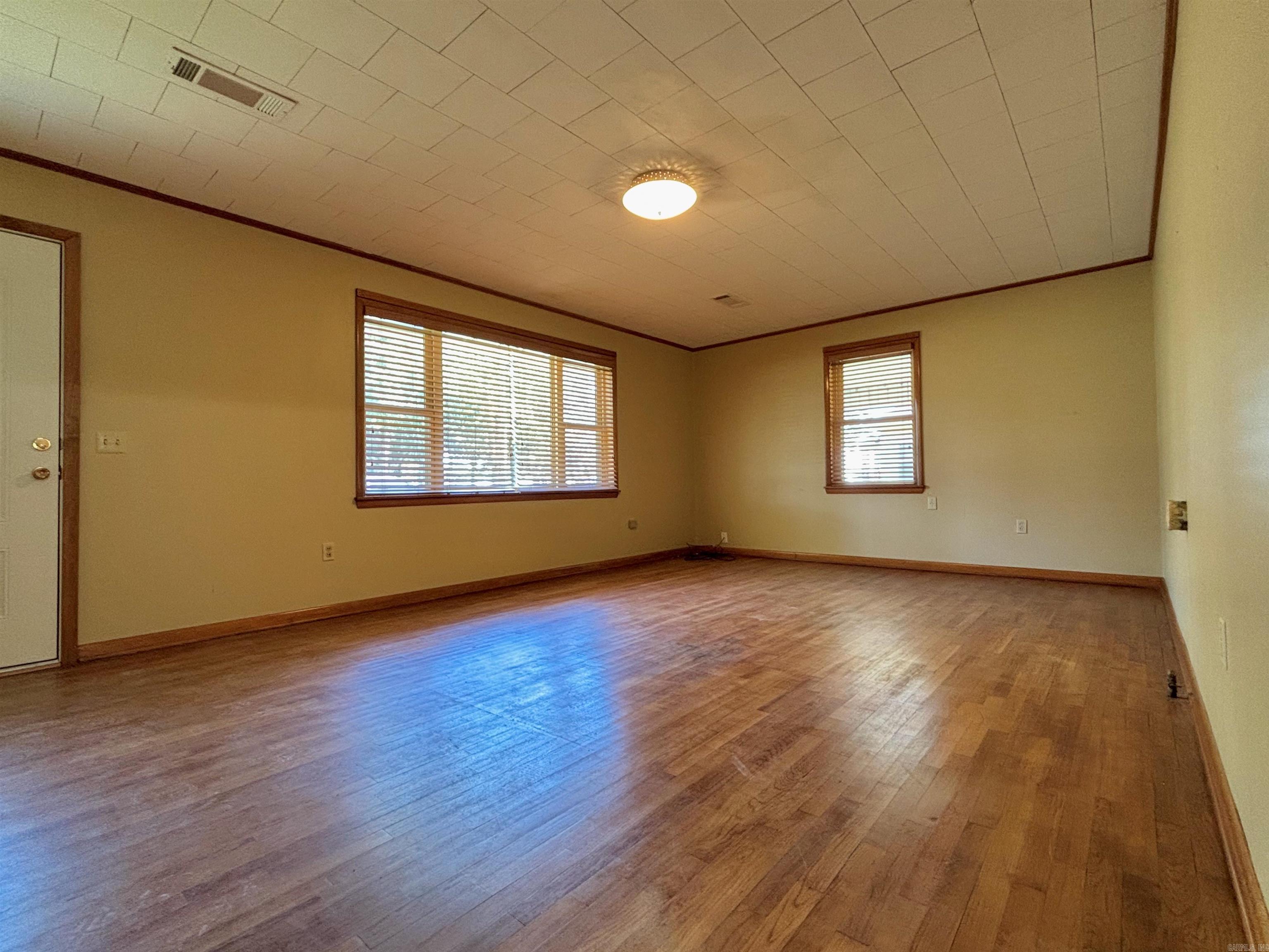 PORTIA ORIGINAL - Residential